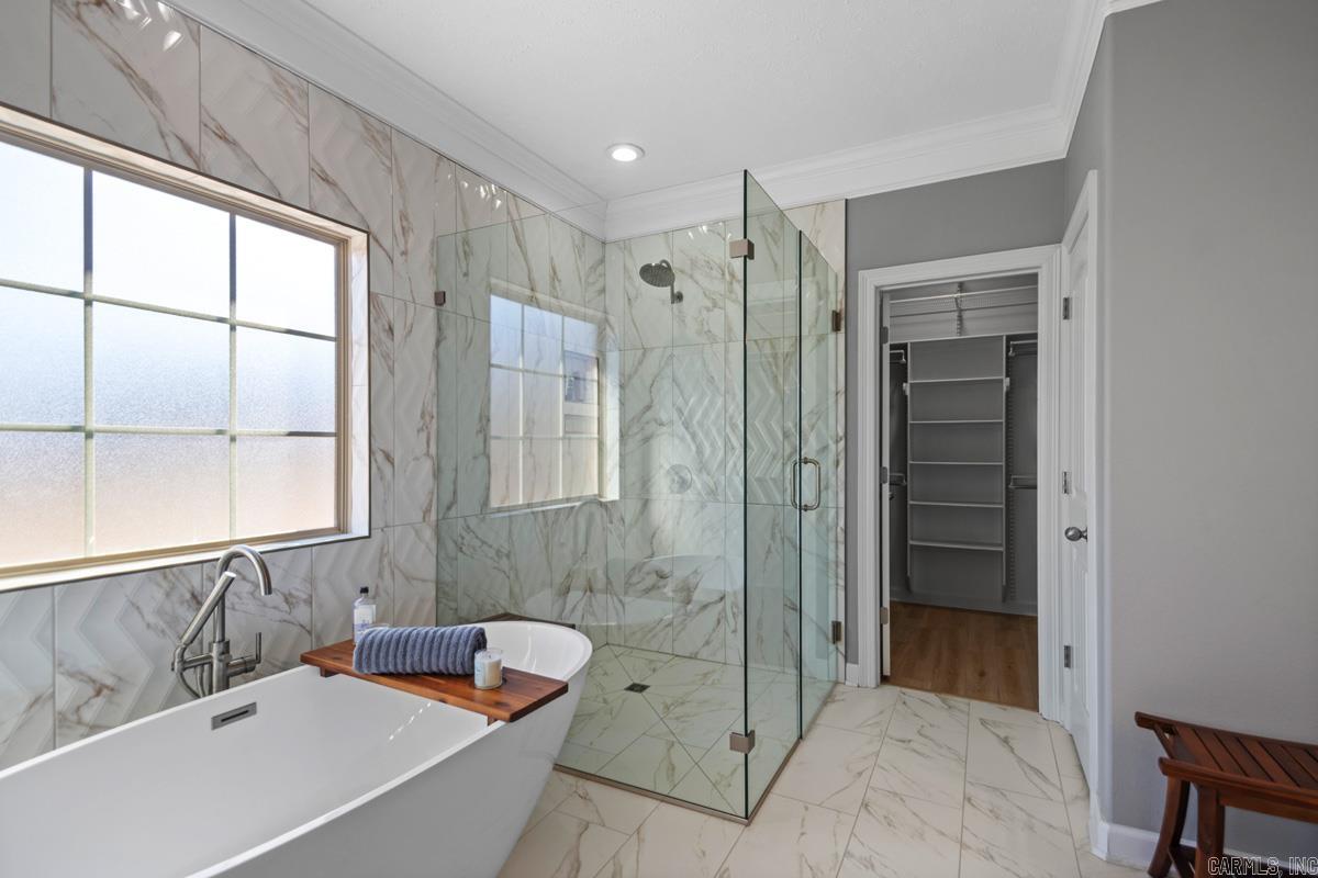 283 Lake Valley  Maumelle, AR