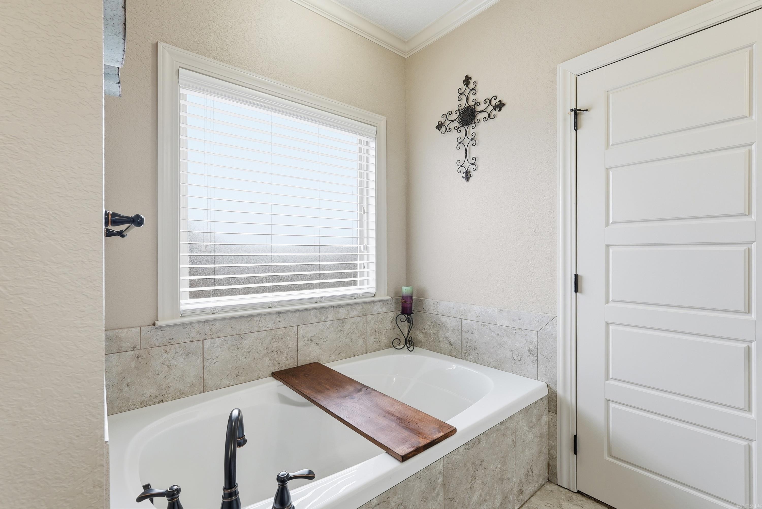 5 Edge Brook Cove Sheridan, AR 72150