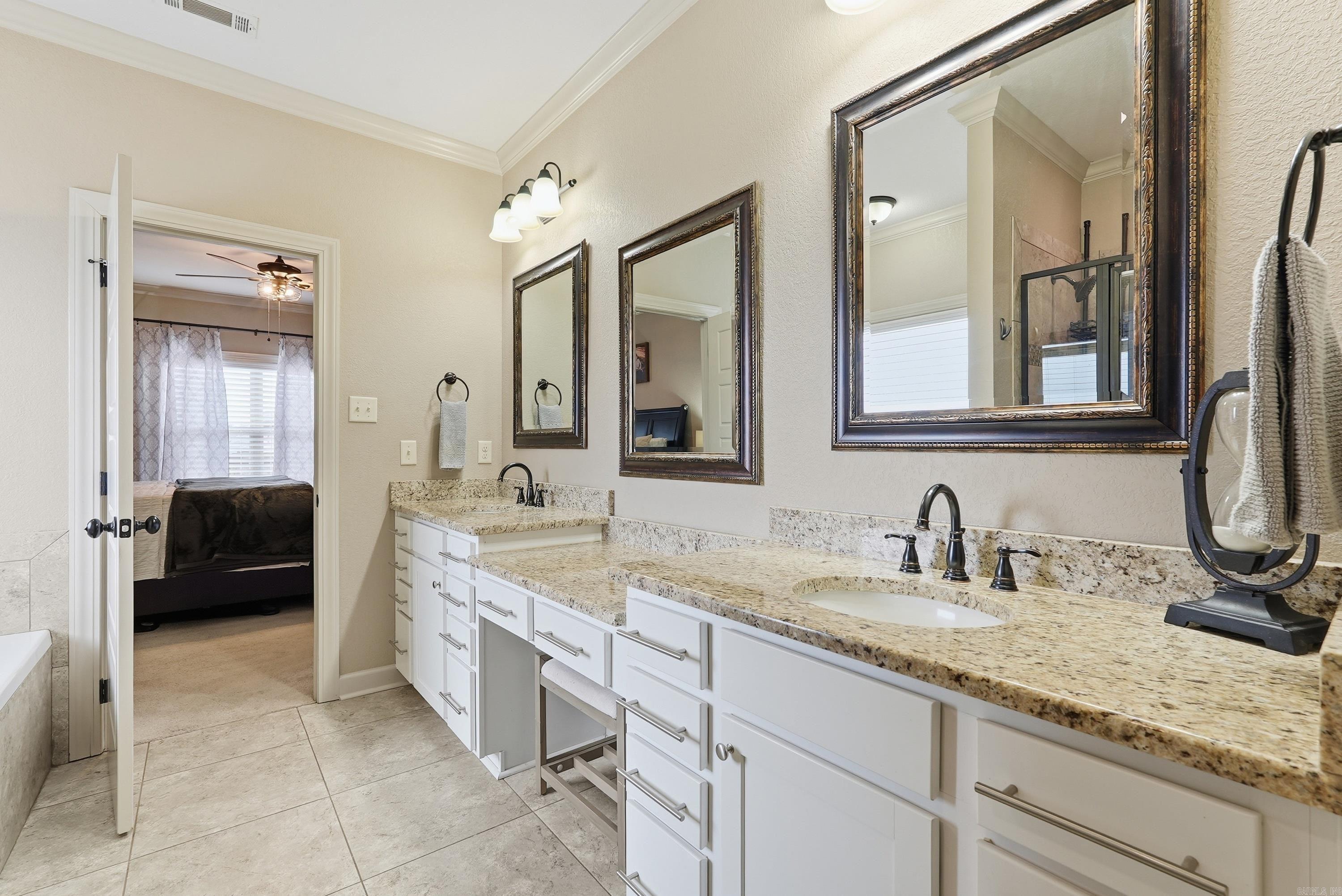 5 Edge Brook Cove Sheridan, AR 72150