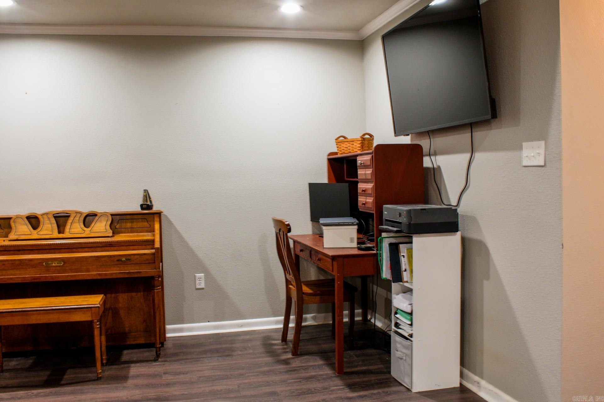 9 Weaver Street Vilonia, AR 72173