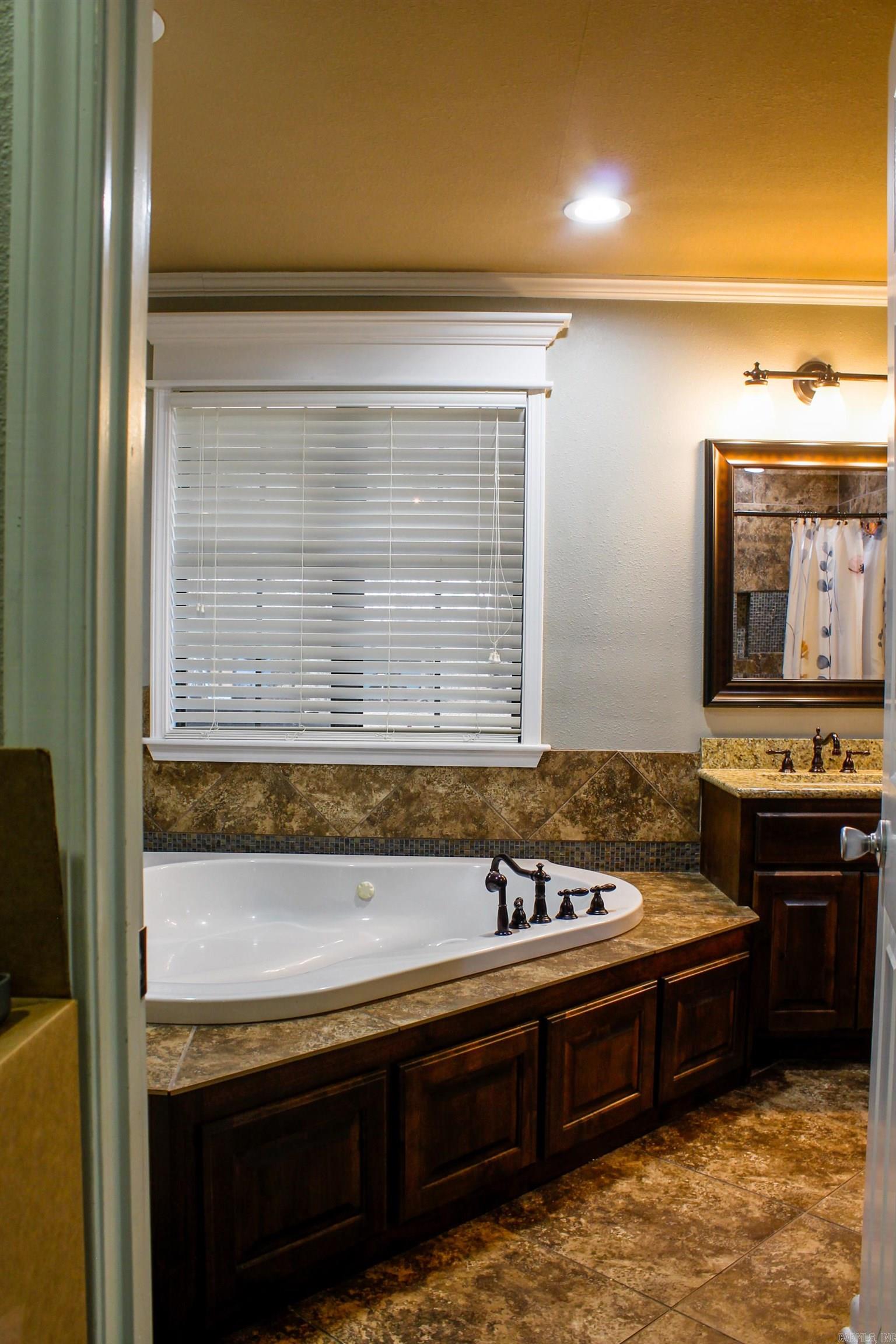 9 Weaver Street Vilonia, AR 72173