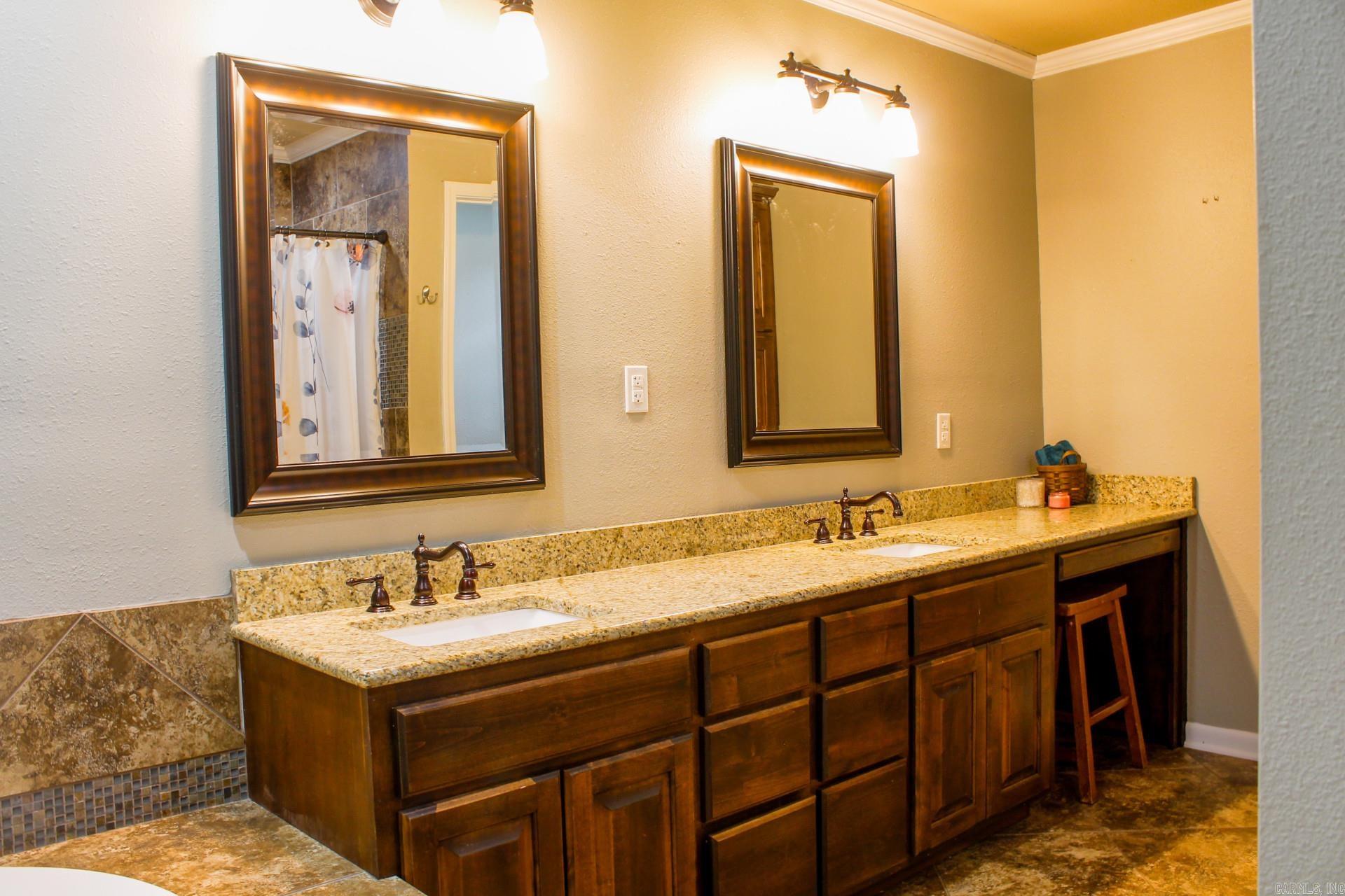 9 Weaver Street Vilonia, AR 72173