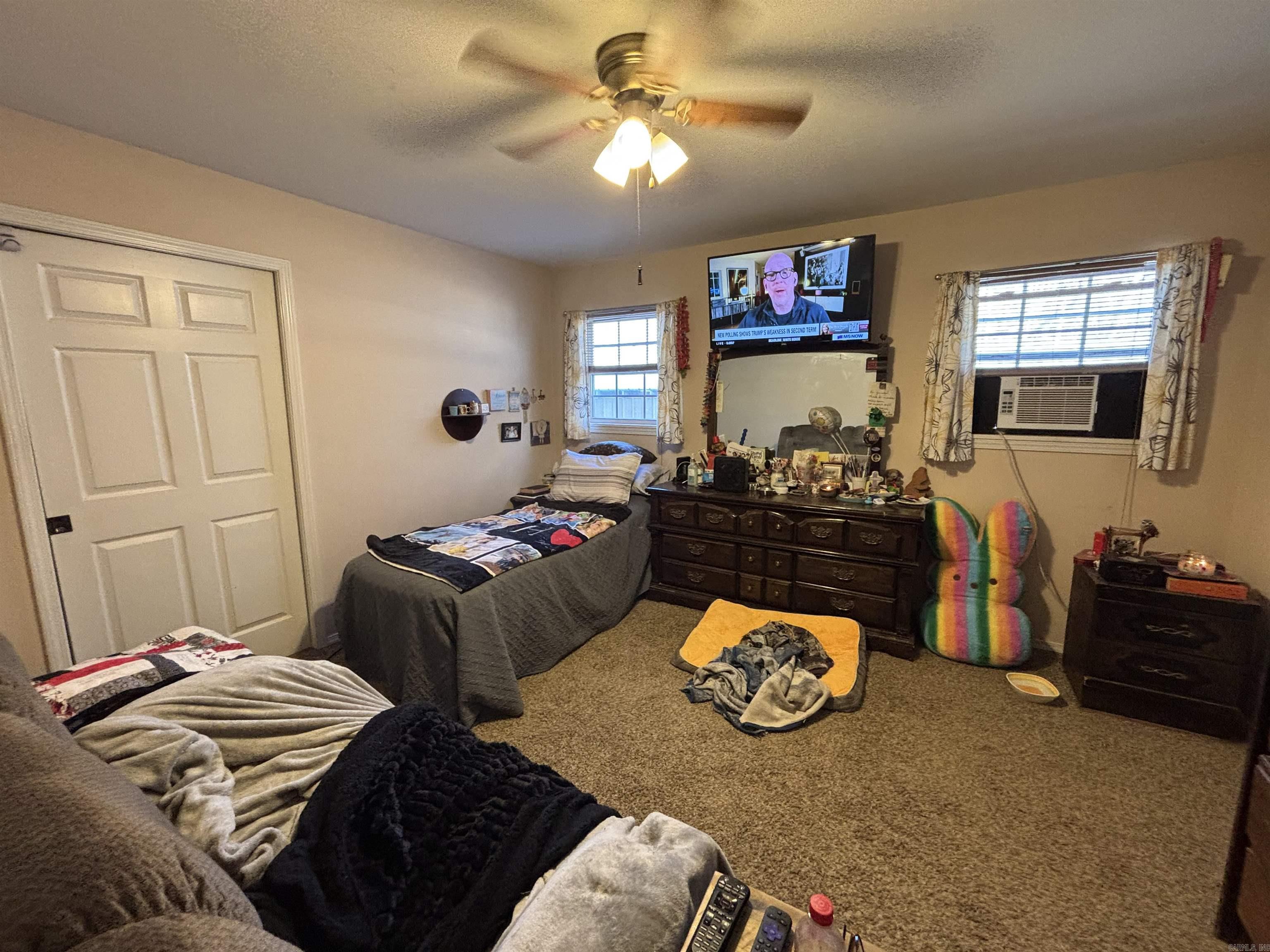 199 Madison 1271 Huntsville, AR 72740