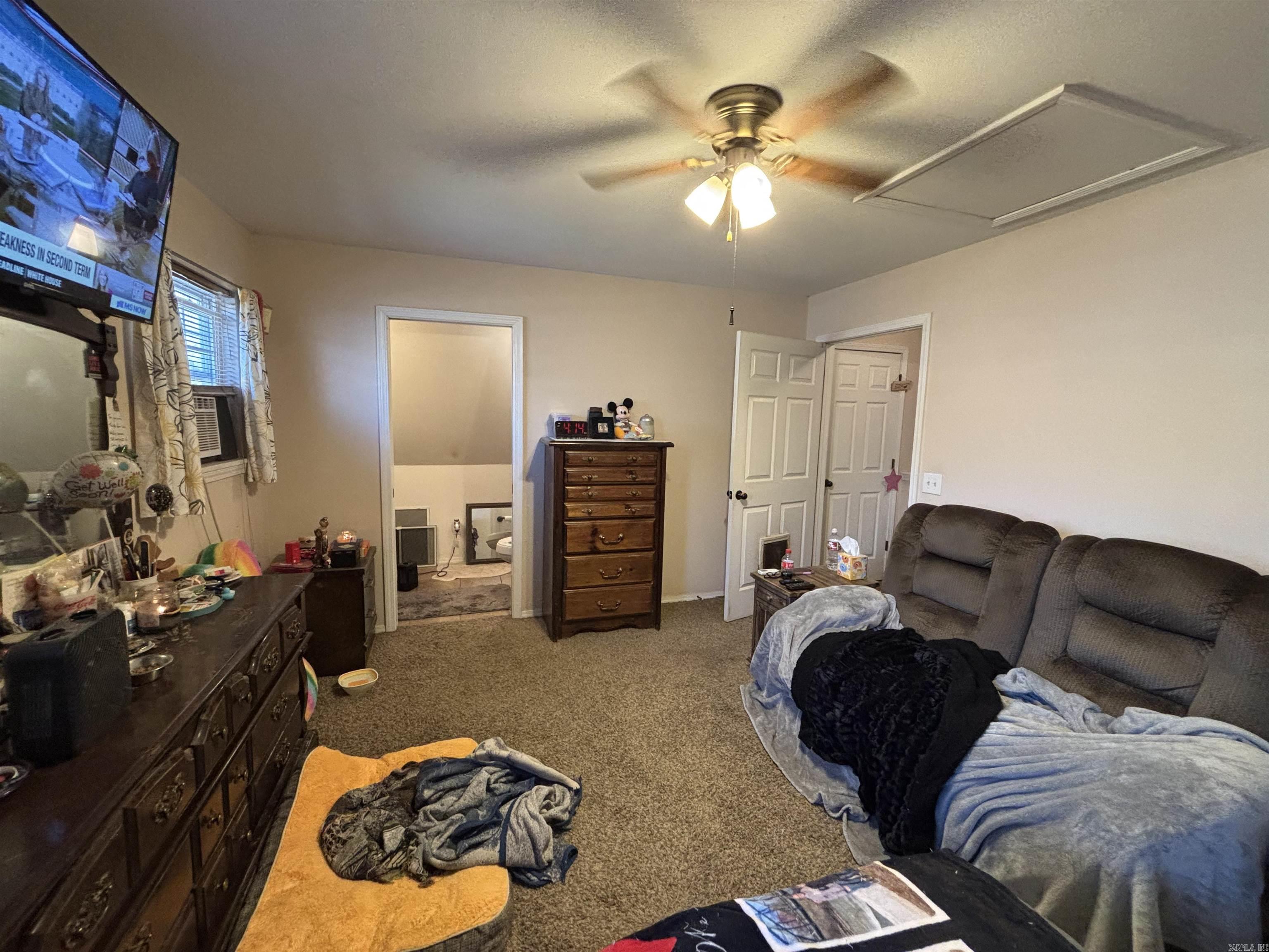 199 Madison 1271 Huntsville, AR 72740