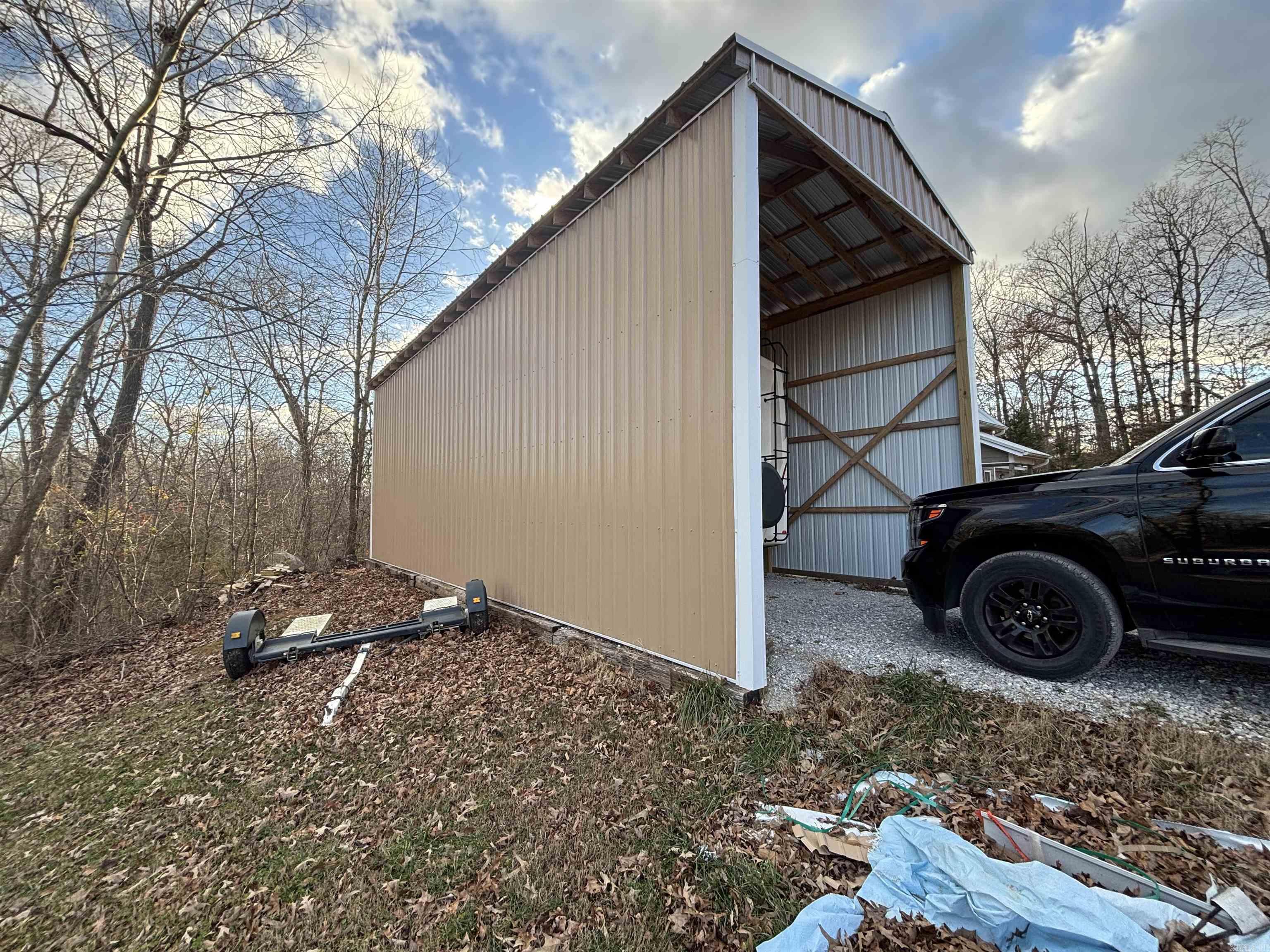 199 Madison 1271 Huntsville, AR 72740