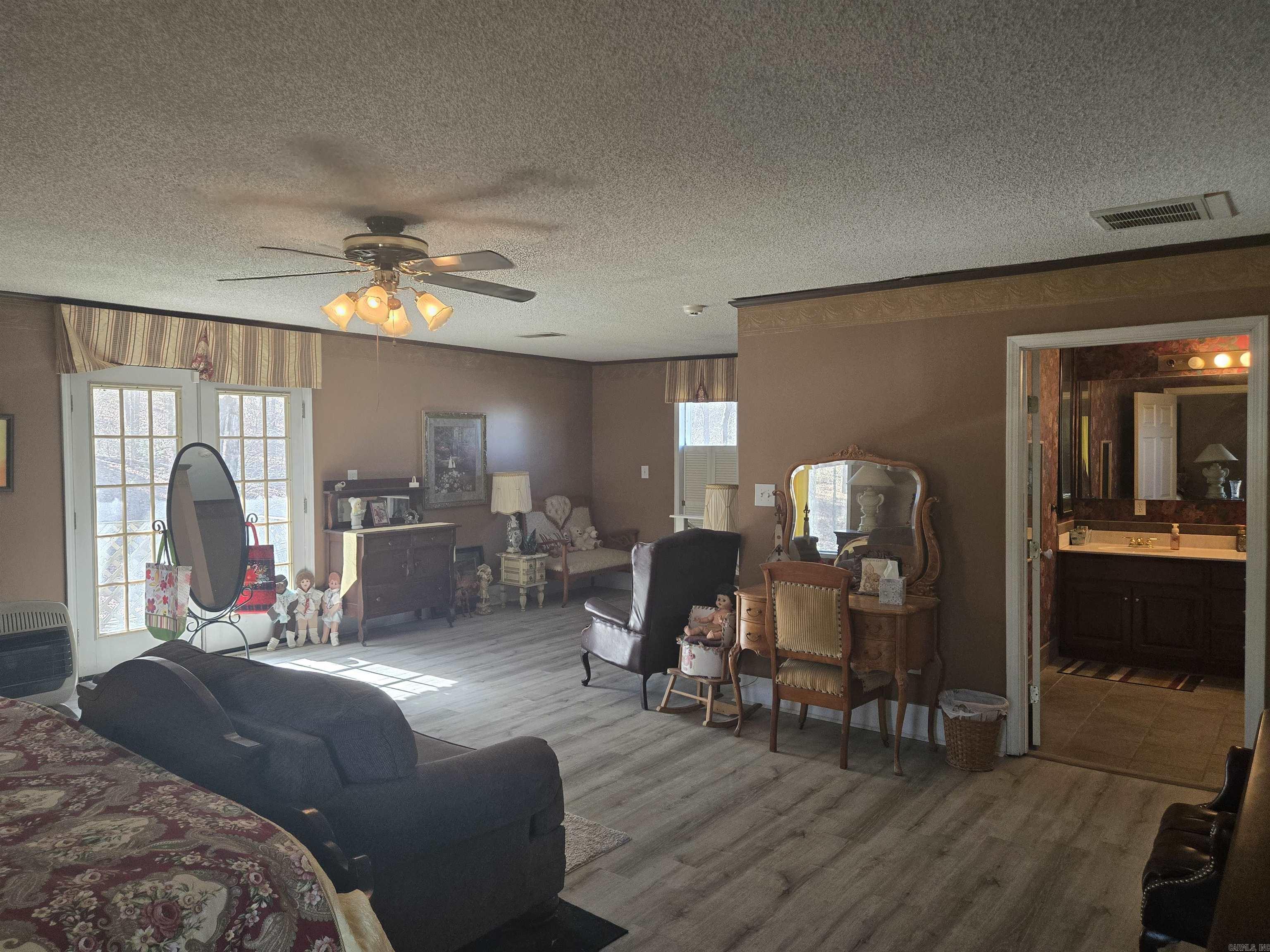 175 Melgie Ridge Rd Drasco, AR 72530