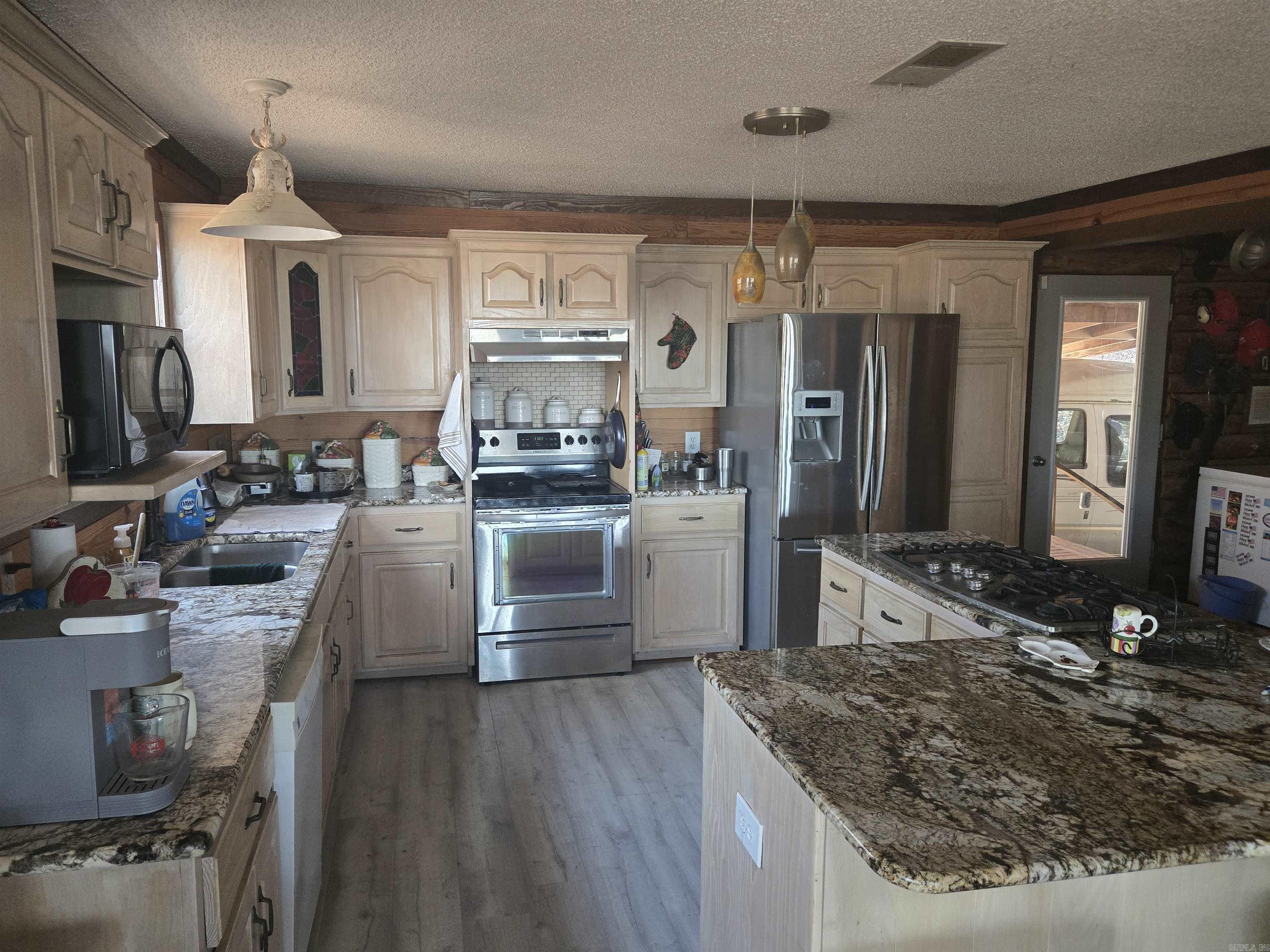 175 Melgie Ridge Rd Drasco, AR 72530