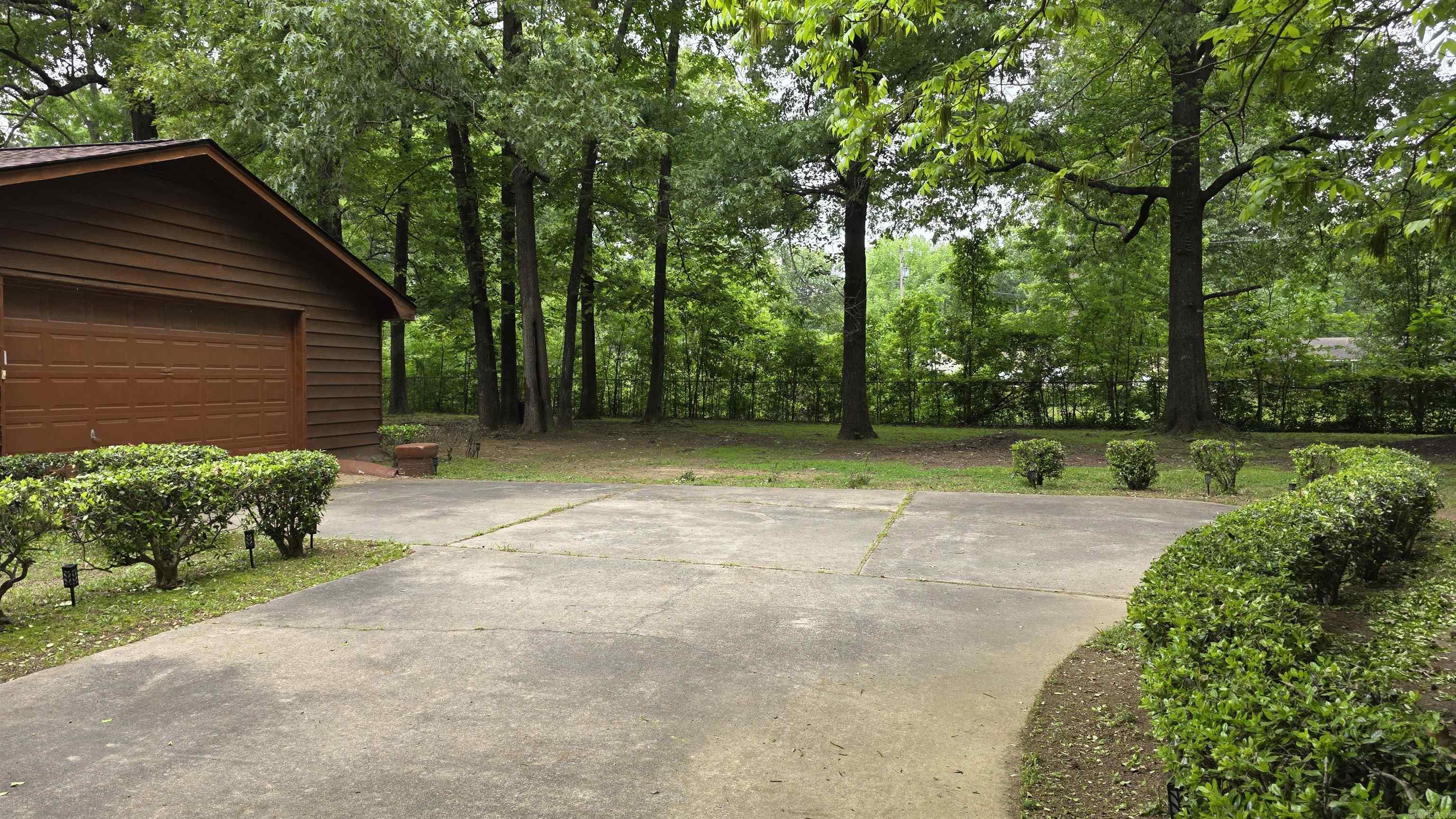 9906 Ramona Drive Little Rock, AR 72209-4208