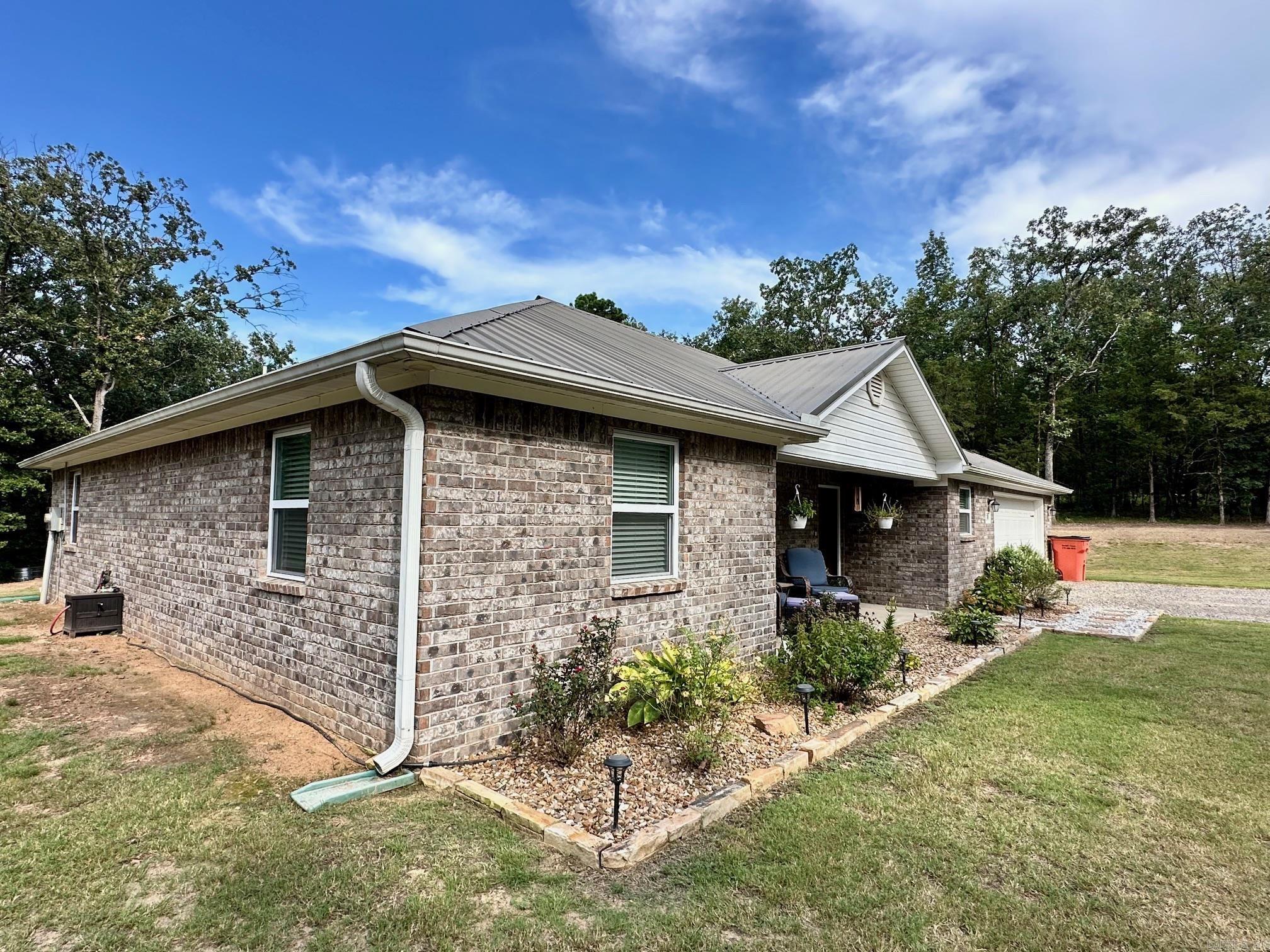 130 County Road 1711 London, AR 72847