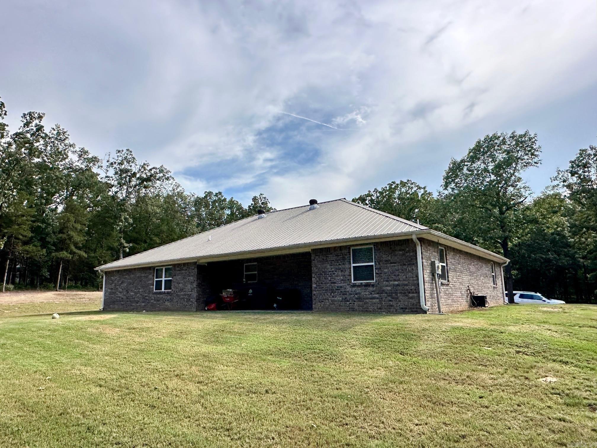 130 County Road 1711 London, AR 72847