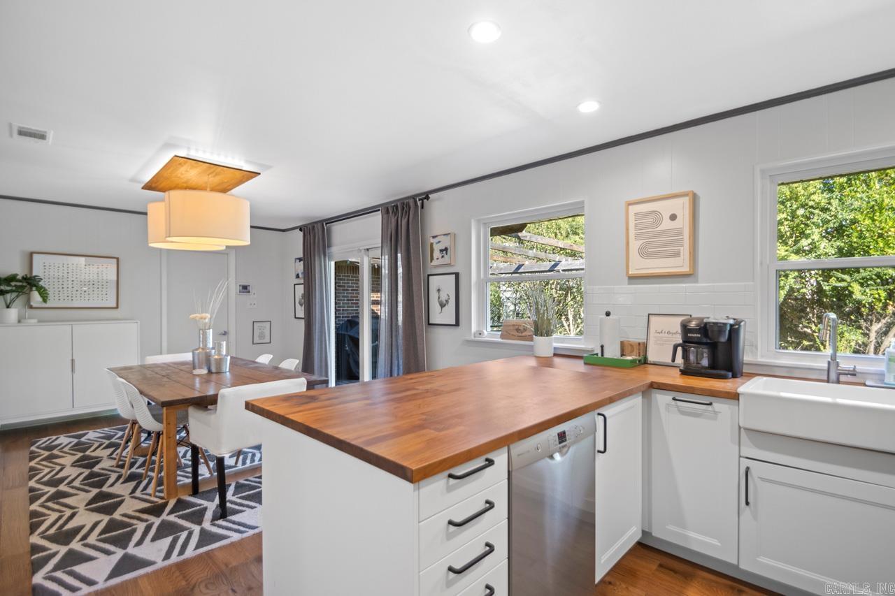 7001 Blue Bird  Little Rock, AR