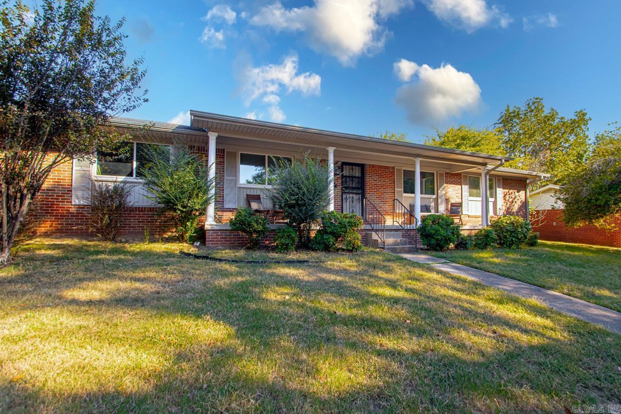 7001 Blue Bird  Little Rock, AR