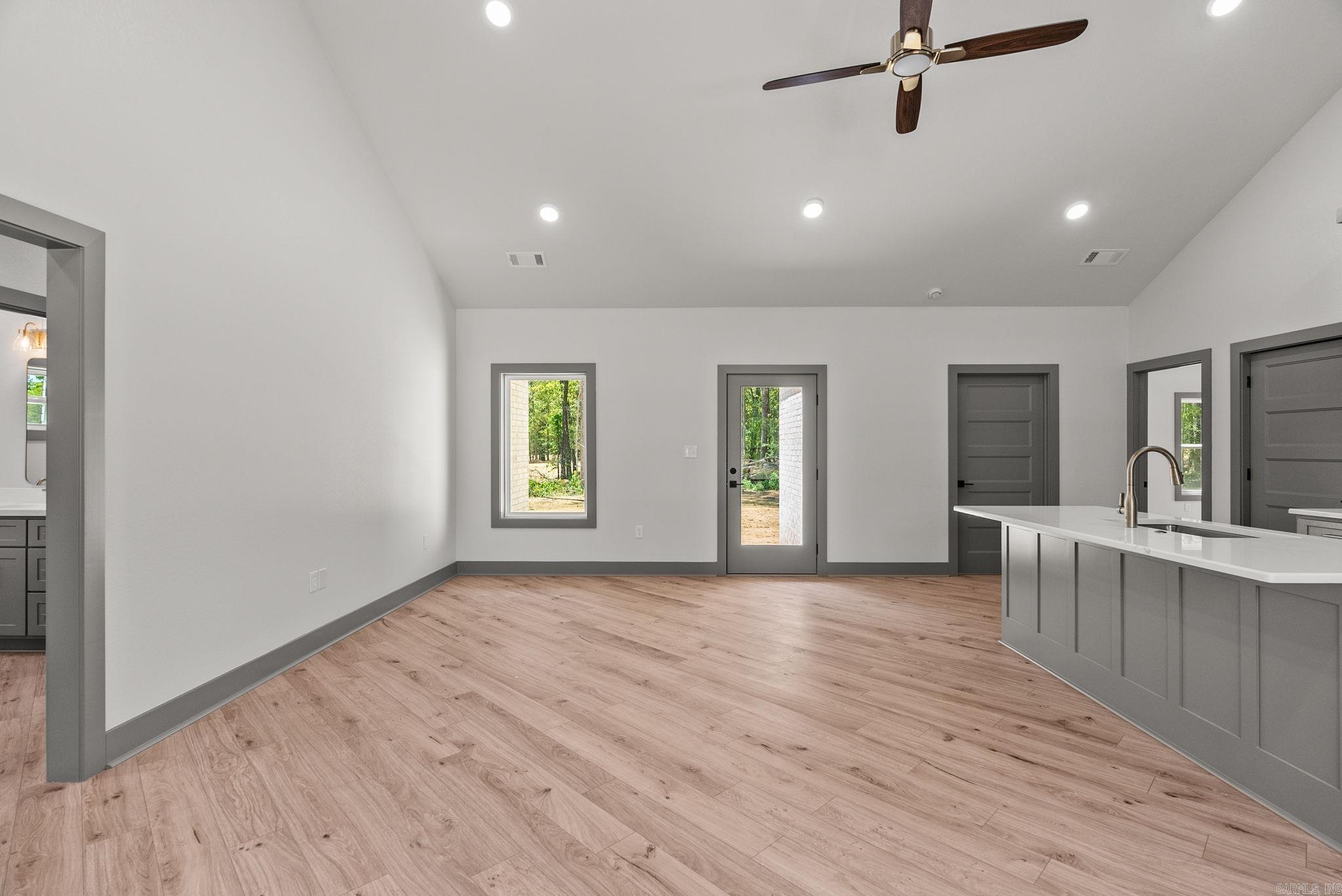 75 Turkey Roost Drive Greenbrier, AR 72058