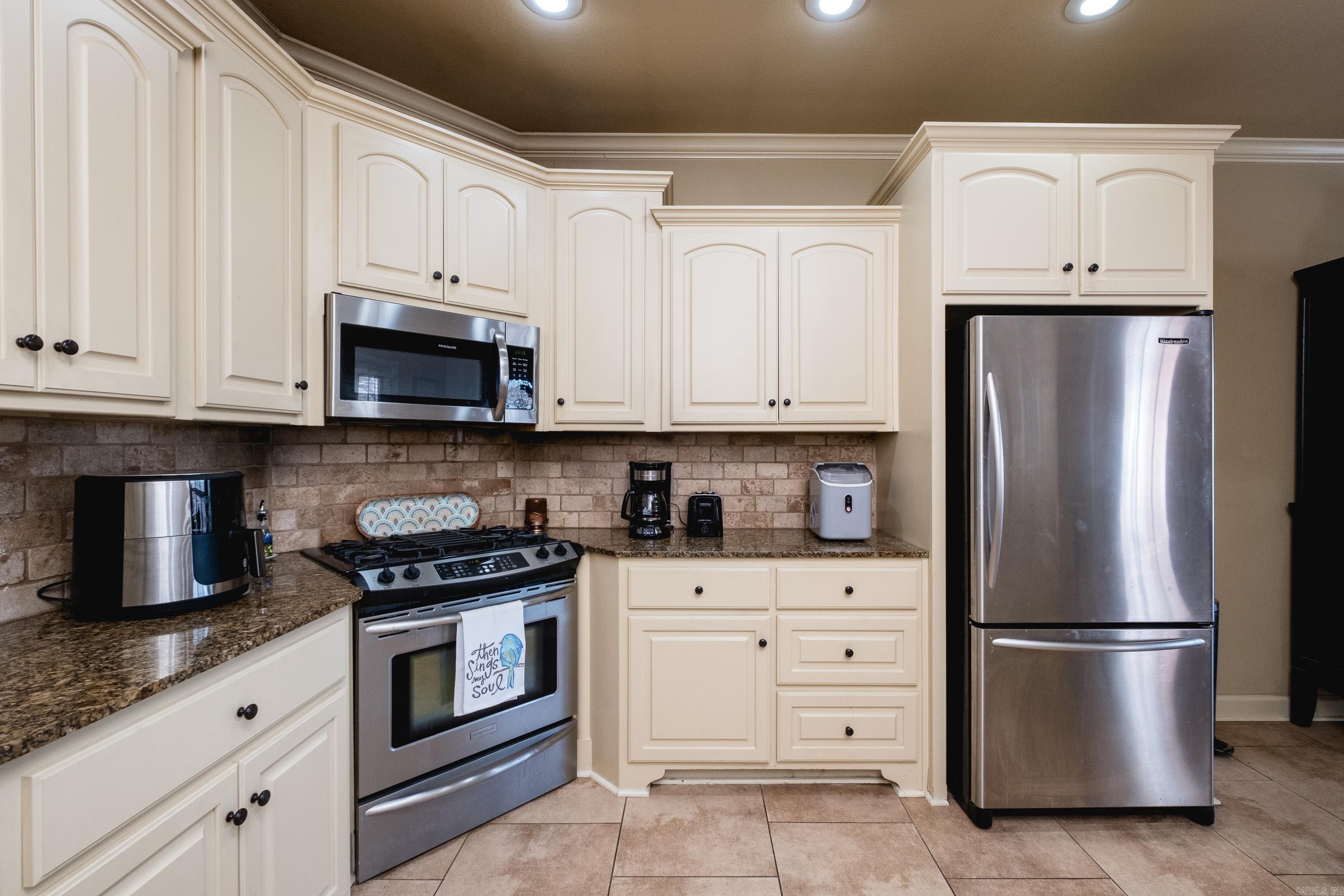 26 Epernay Cir Little Rock, AR 72223