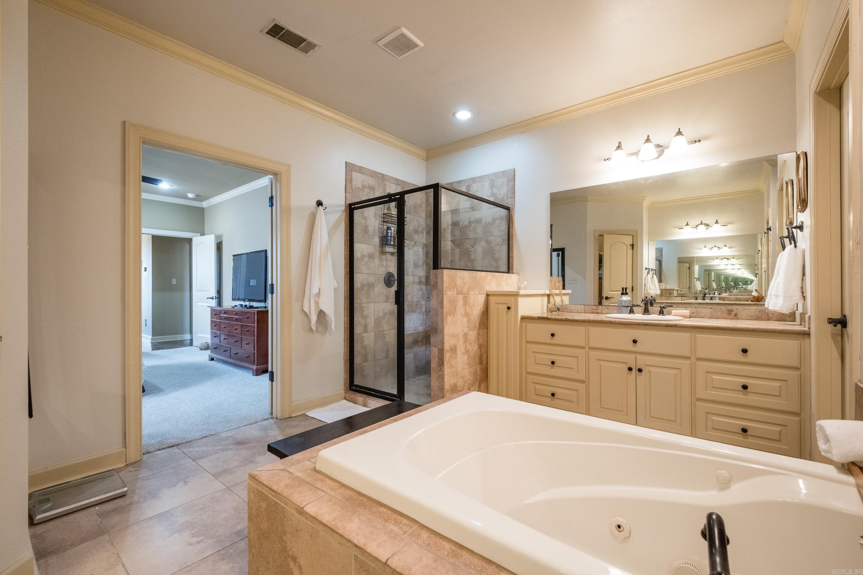 26 Epernay Cir Little Rock, AR 72223