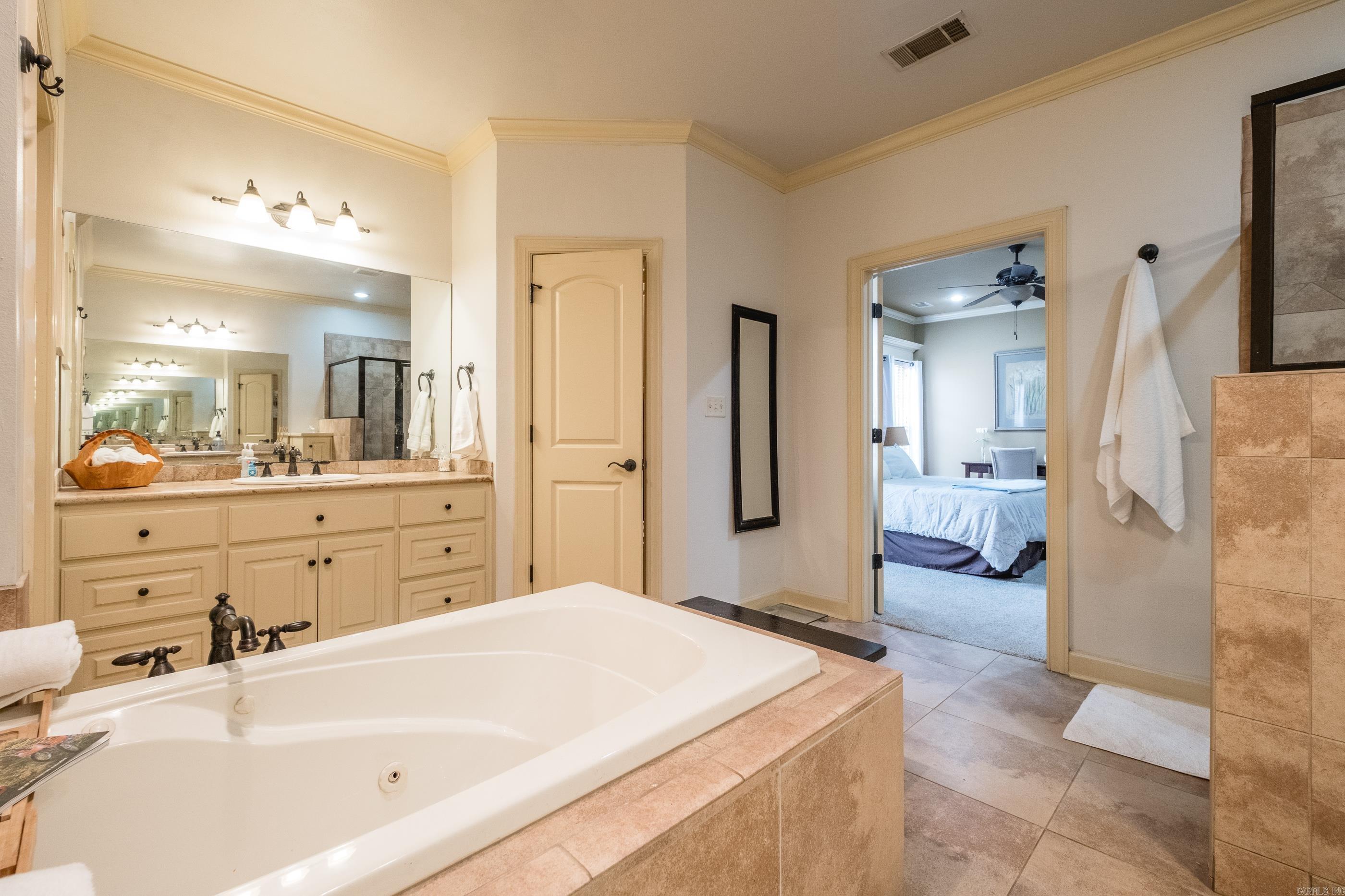 26 Epernay Cir Little Rock, AR 72223