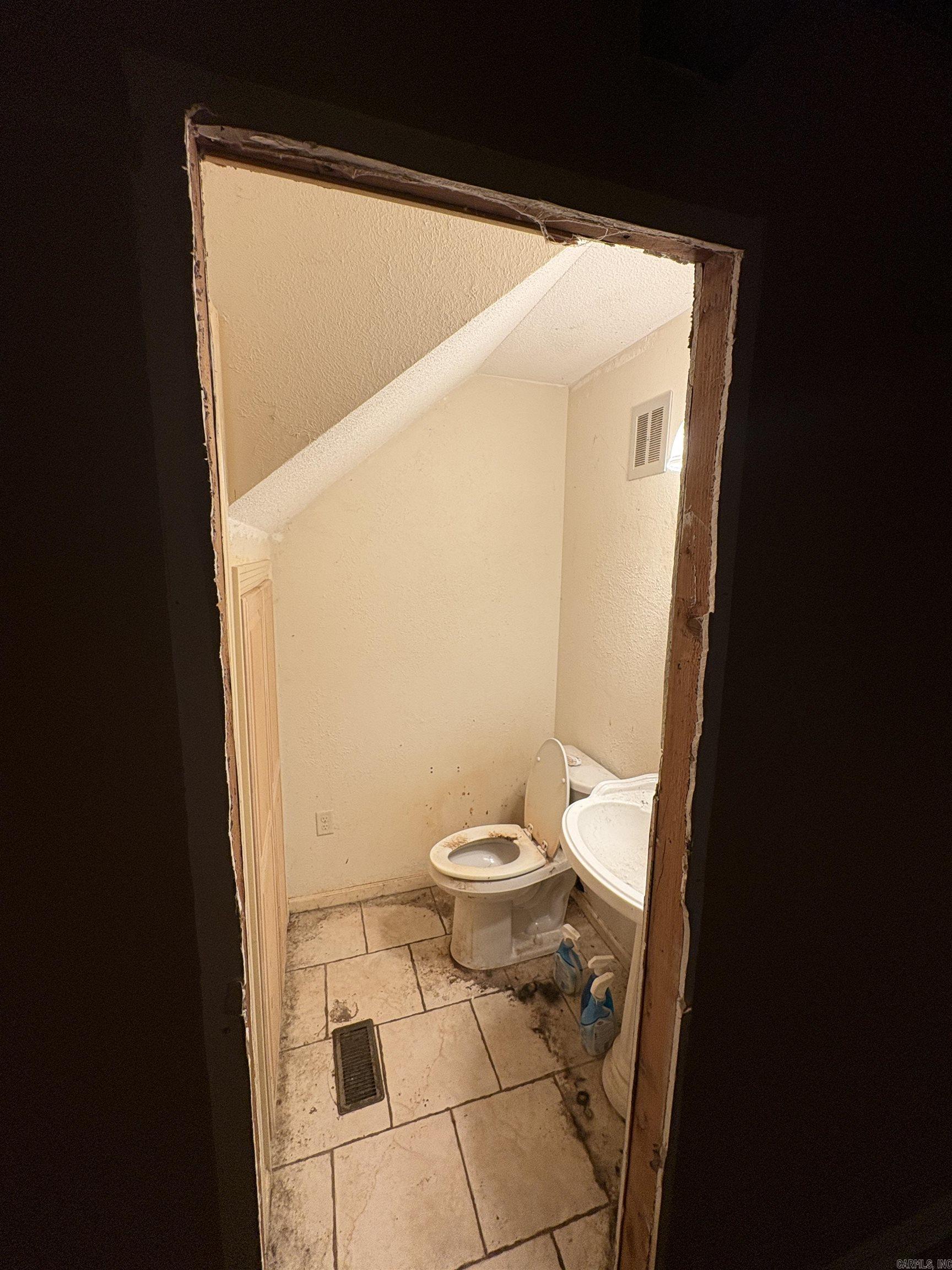 1501 Deener  Searcy, AR