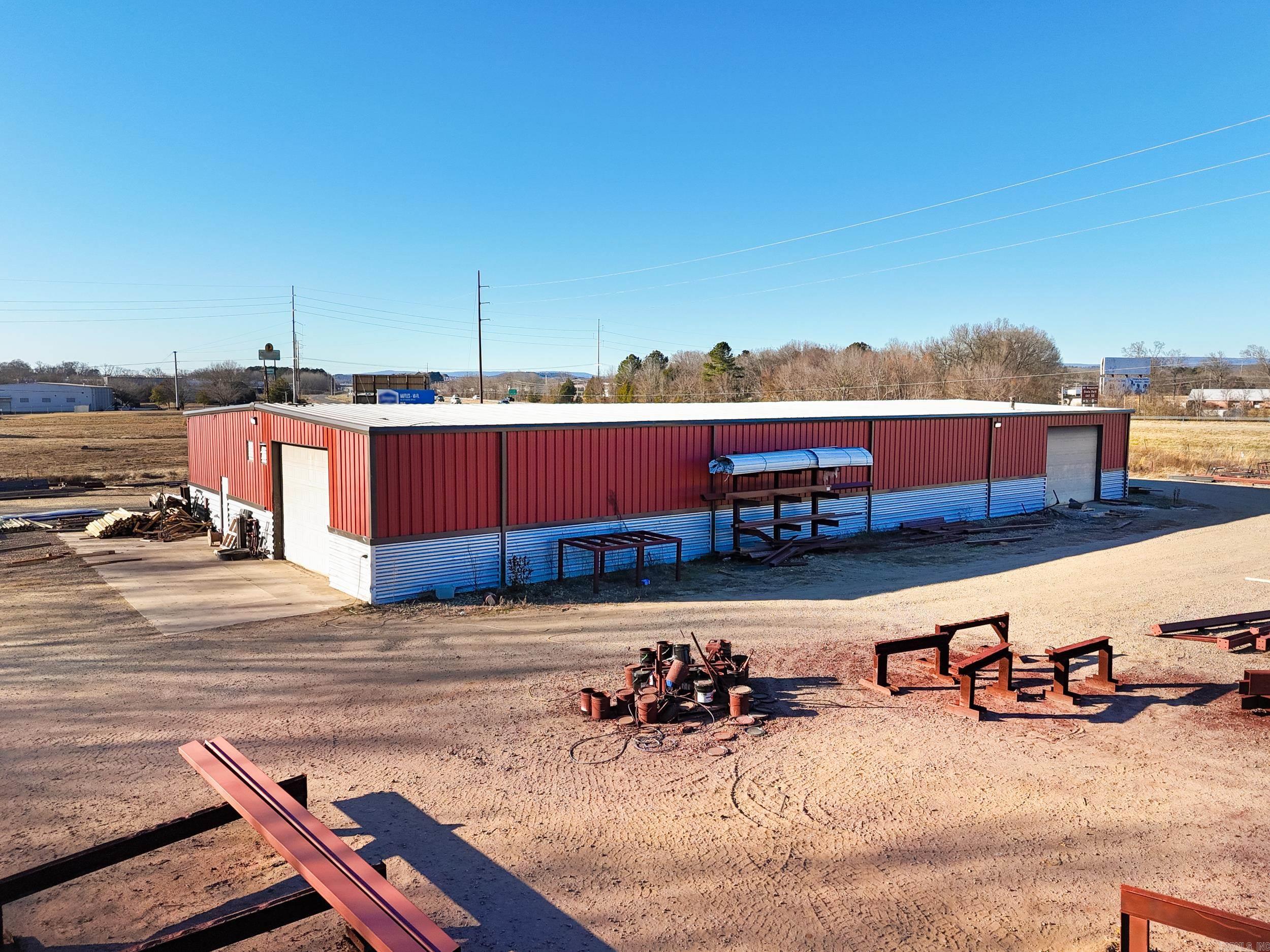 320 Massengale Rd  Clarksville, AR