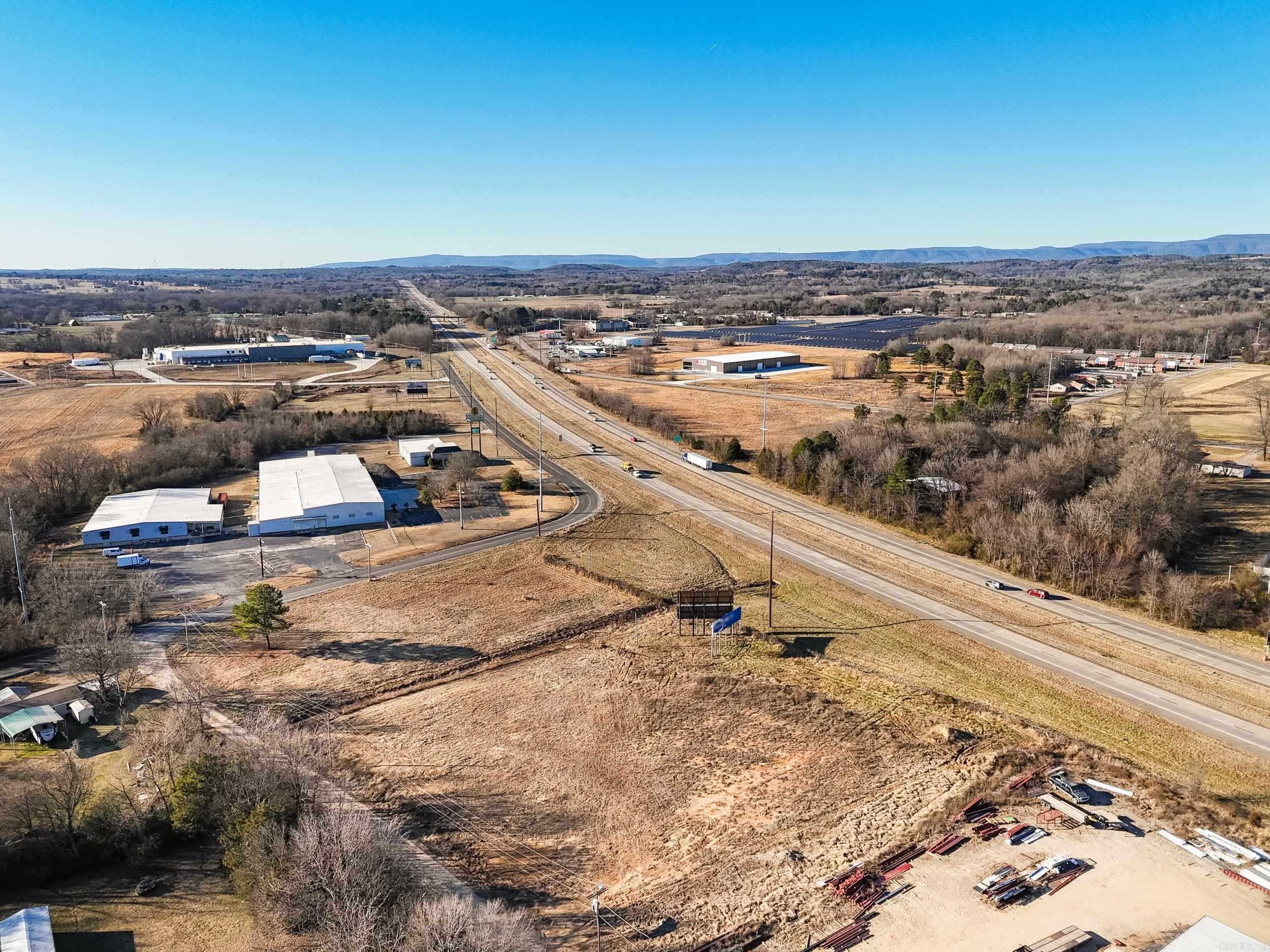 320 Massengale Rd  Clarksville, AR