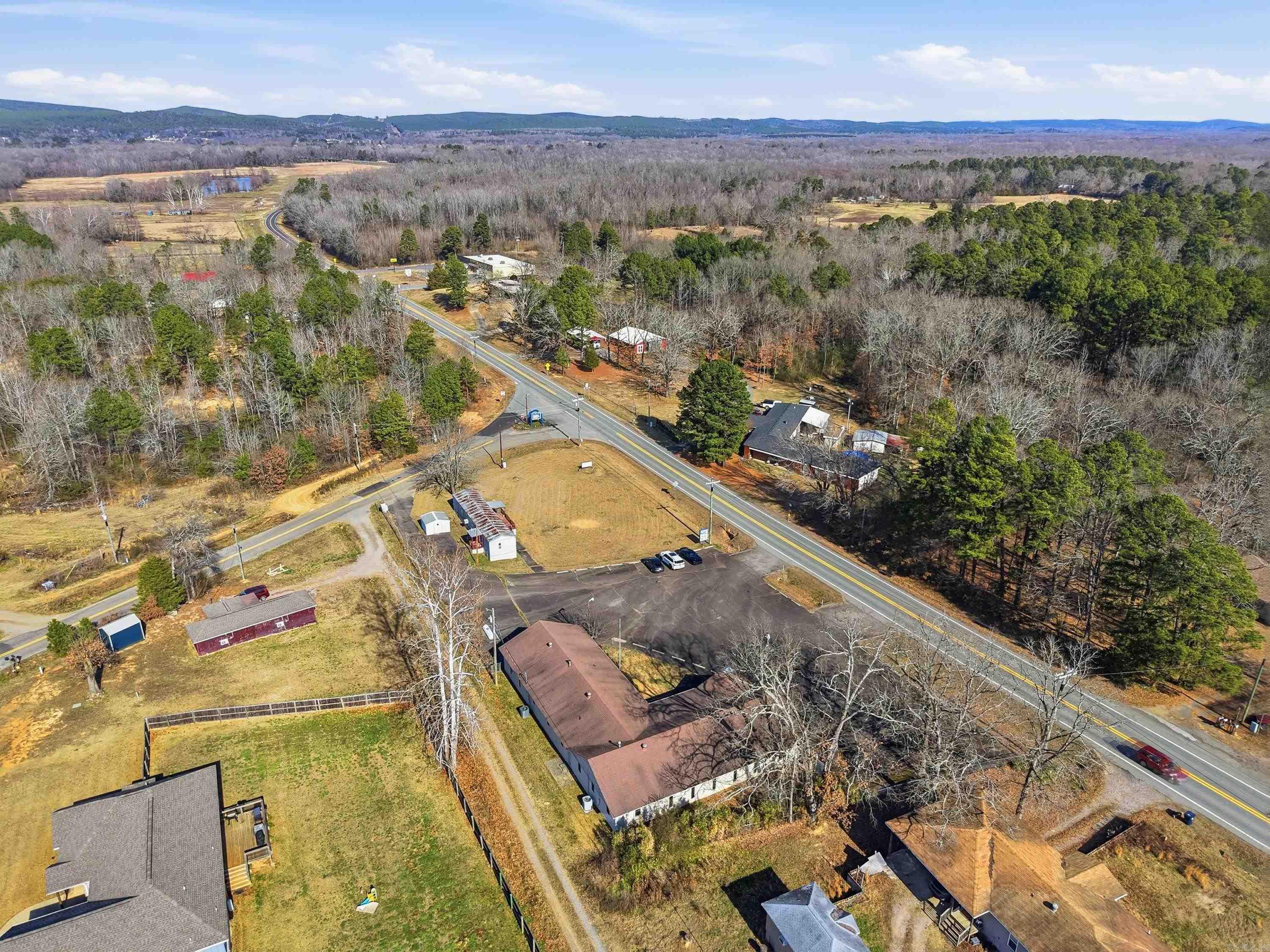 1463 Highway 9  Perryville, AR