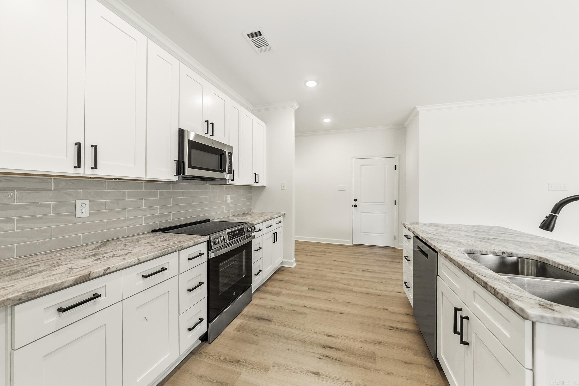 22 Wolfsbridge Loop Cabot, AR 72023