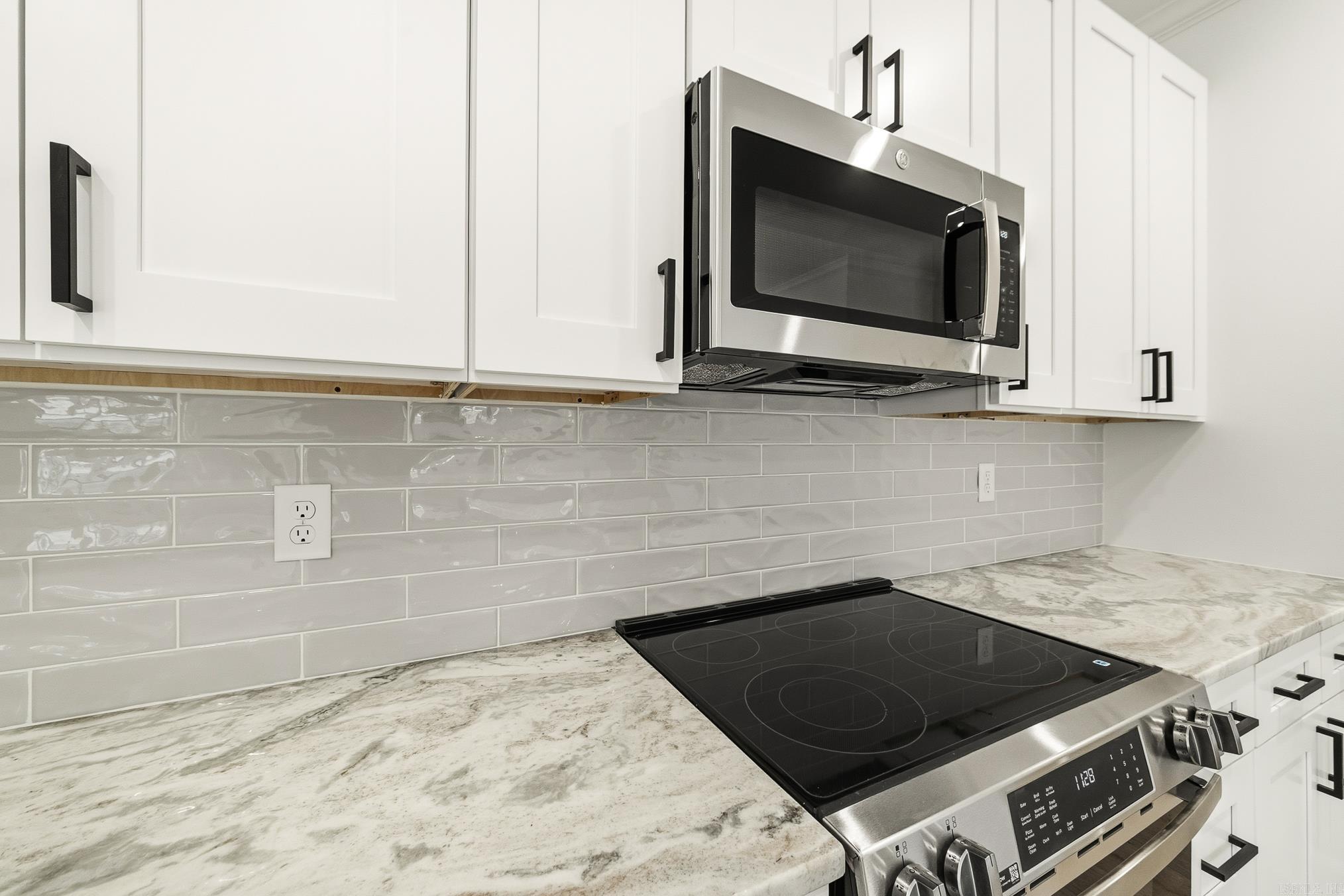 22 Wolfsbridge Loop Cabot, AR 72023