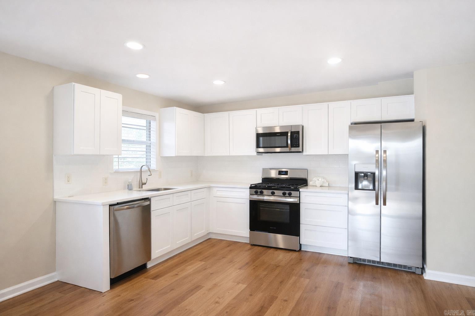 29 Compass Point Sherwood, AR 72120