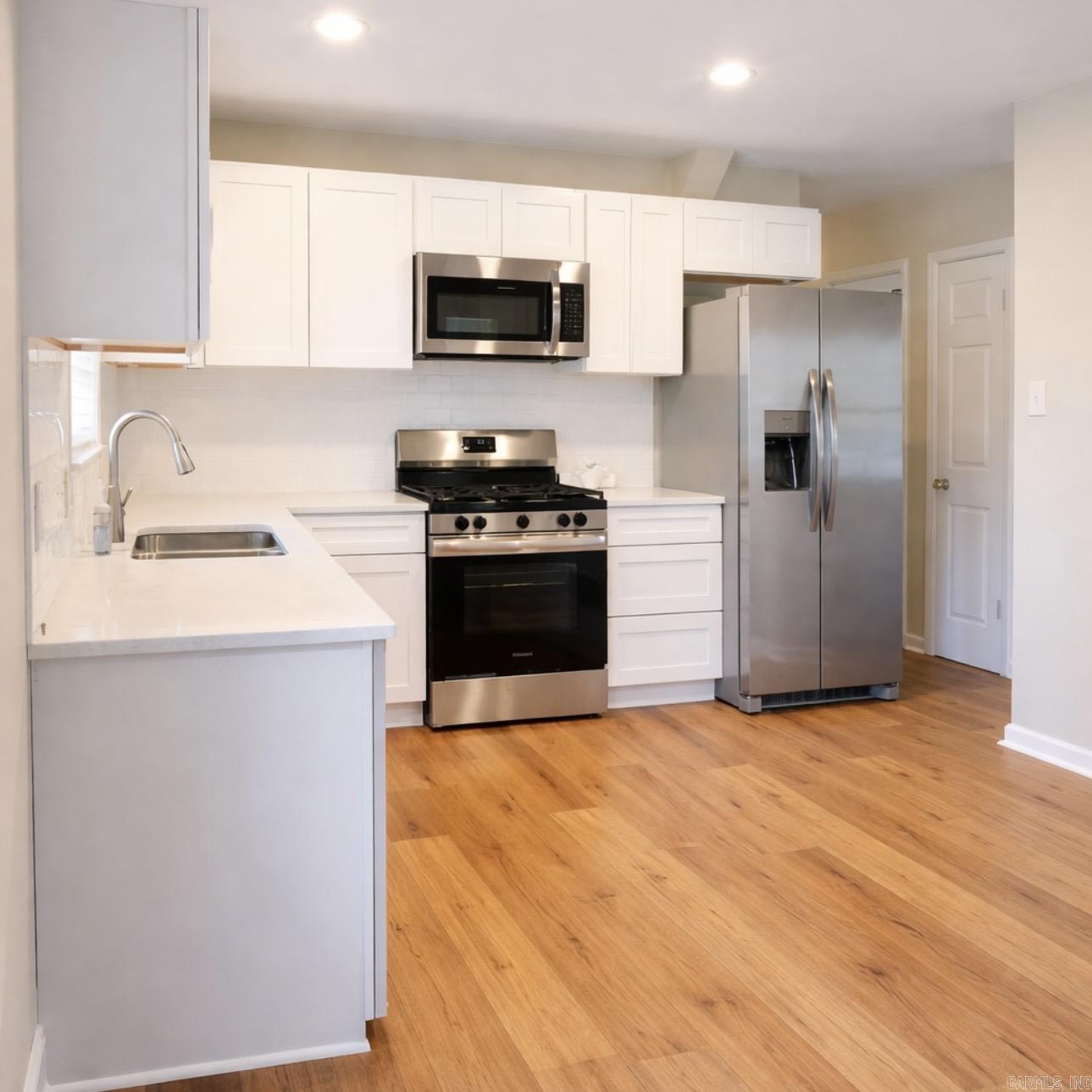 29 Compass Point Sherwood, AR 72120