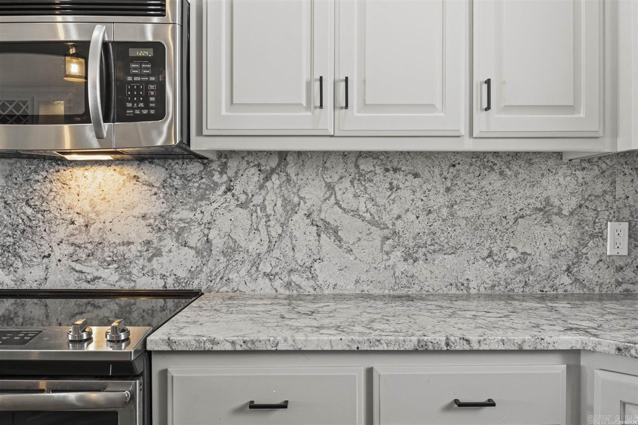 225 Lookout Point Hot Springs, AR 71913