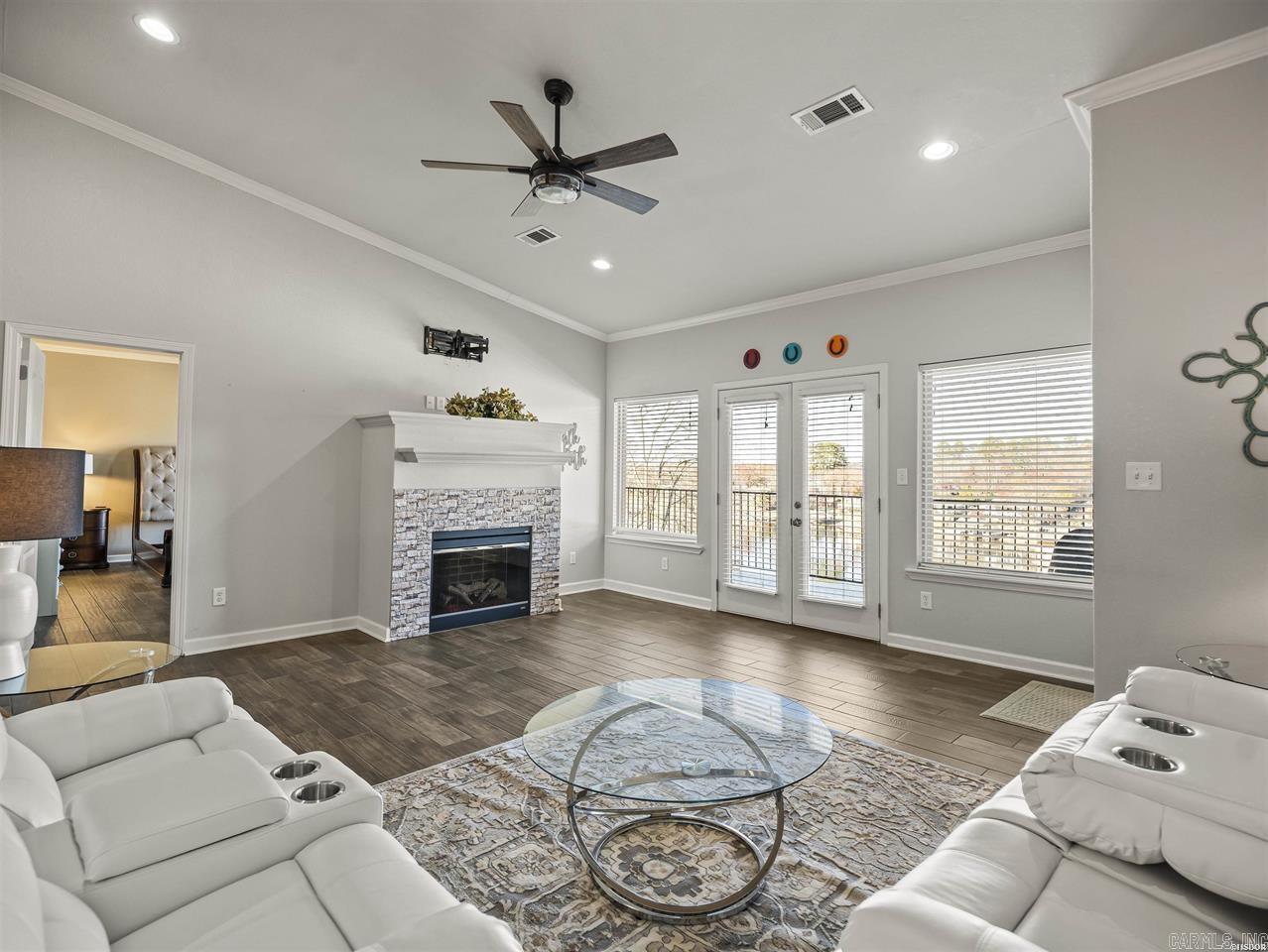 225 Lookout Point Hot Springs, AR 71913