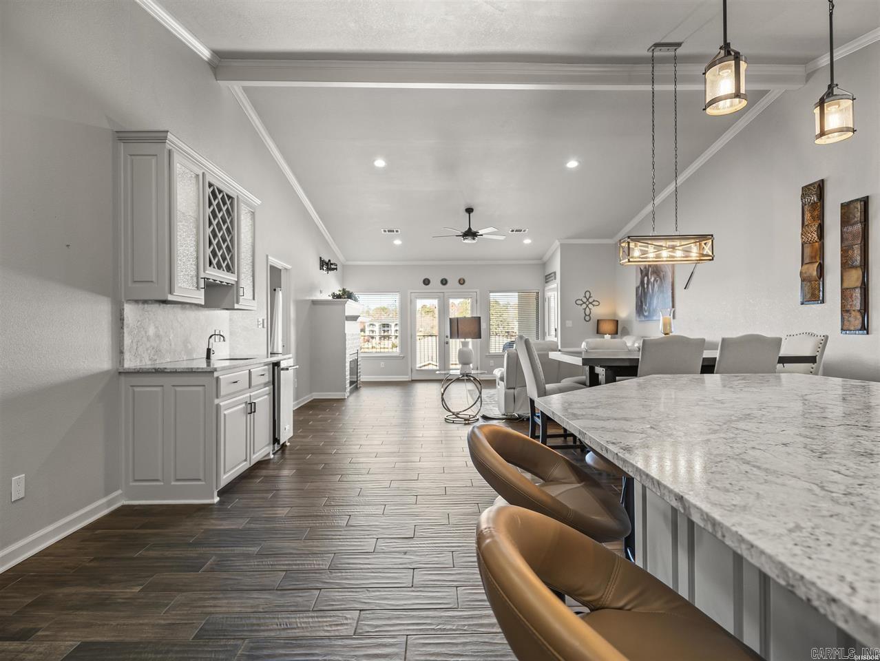 225 Lookout Point Hot Springs, AR 71913