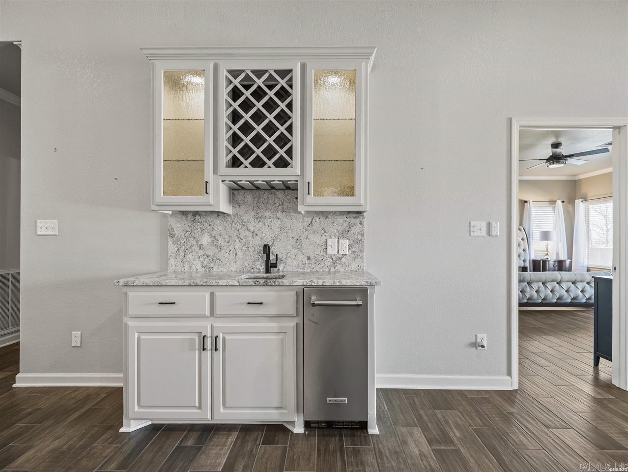 225 Lookout Point Hot Springs, AR 71913