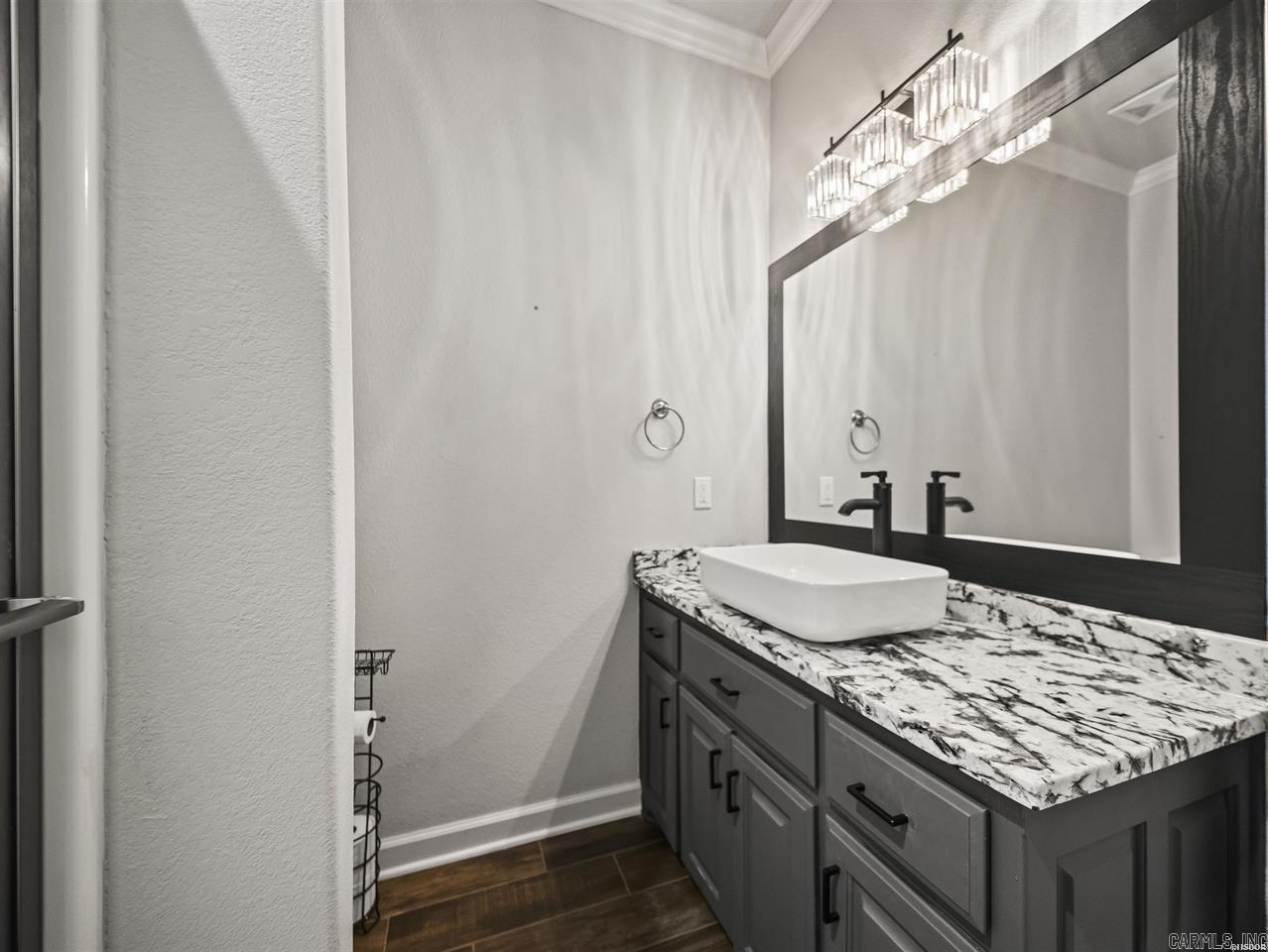 225 Lookout Point Hot Springs, AR 71913