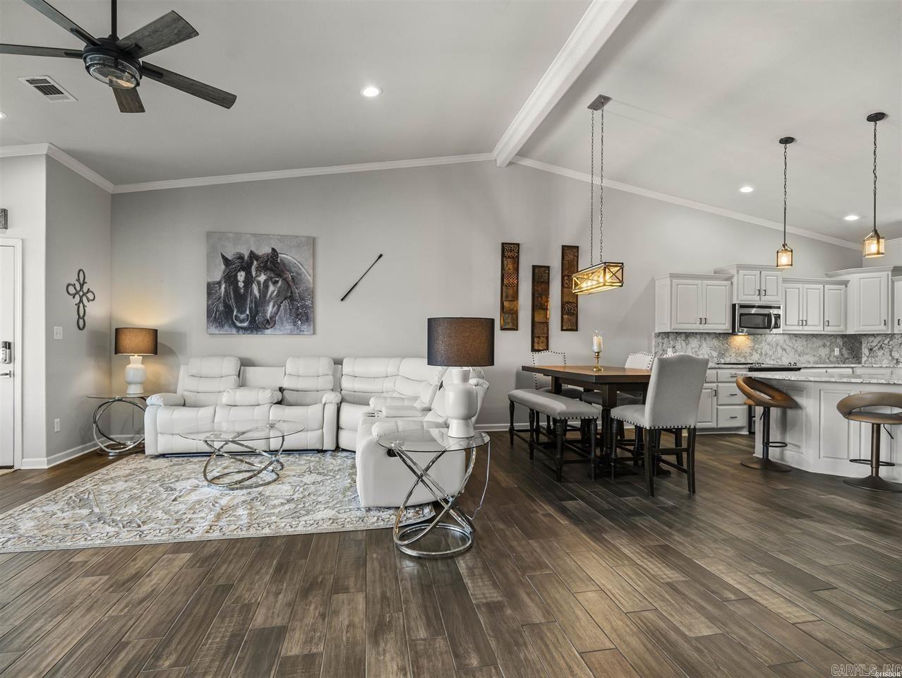 225 Lookout Point Hot Springs, AR 71913