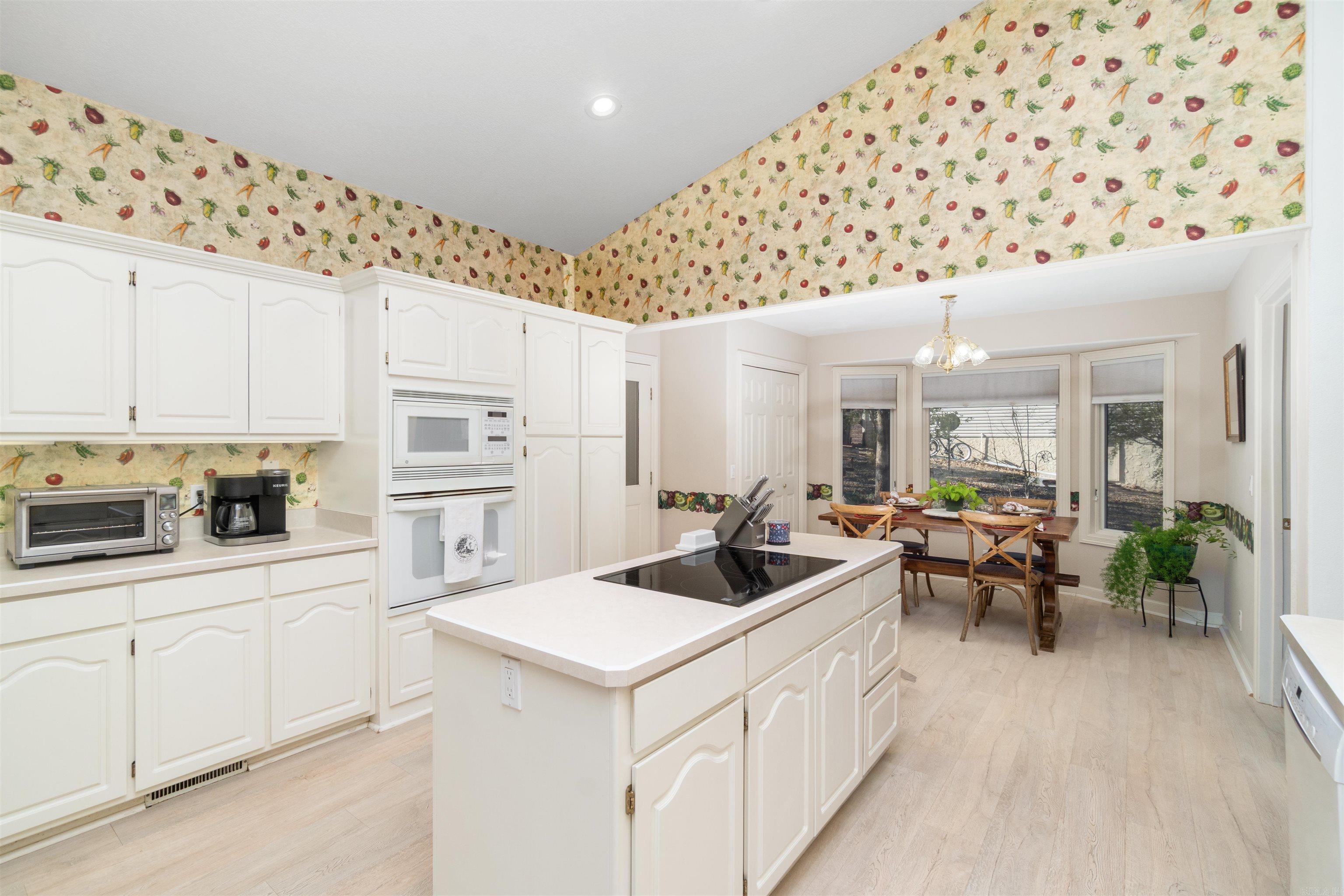 5 Conquista Lane Hot Springs Village, AR 71909