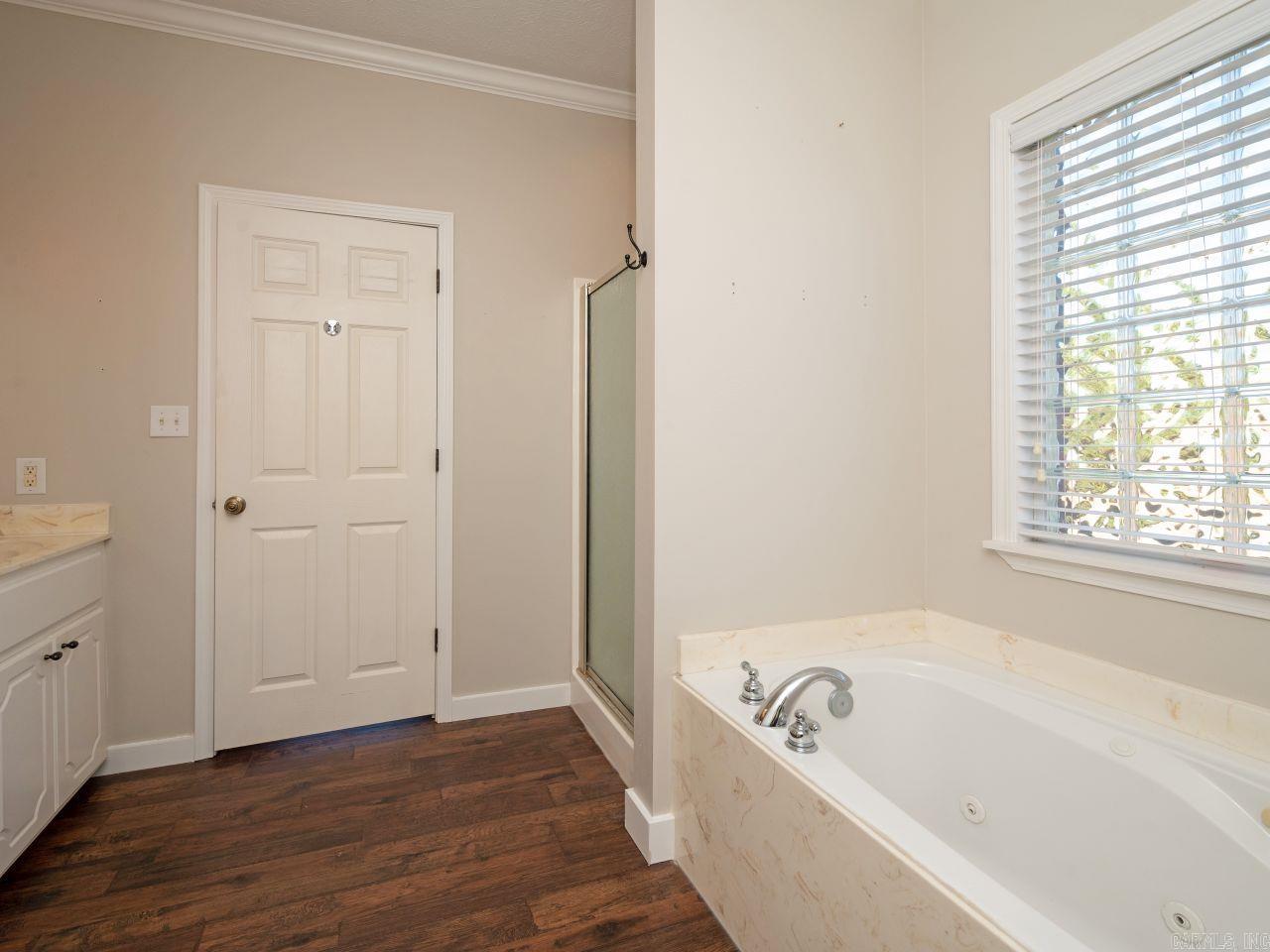 565 Triple J Drive Lonoke, AR 72086