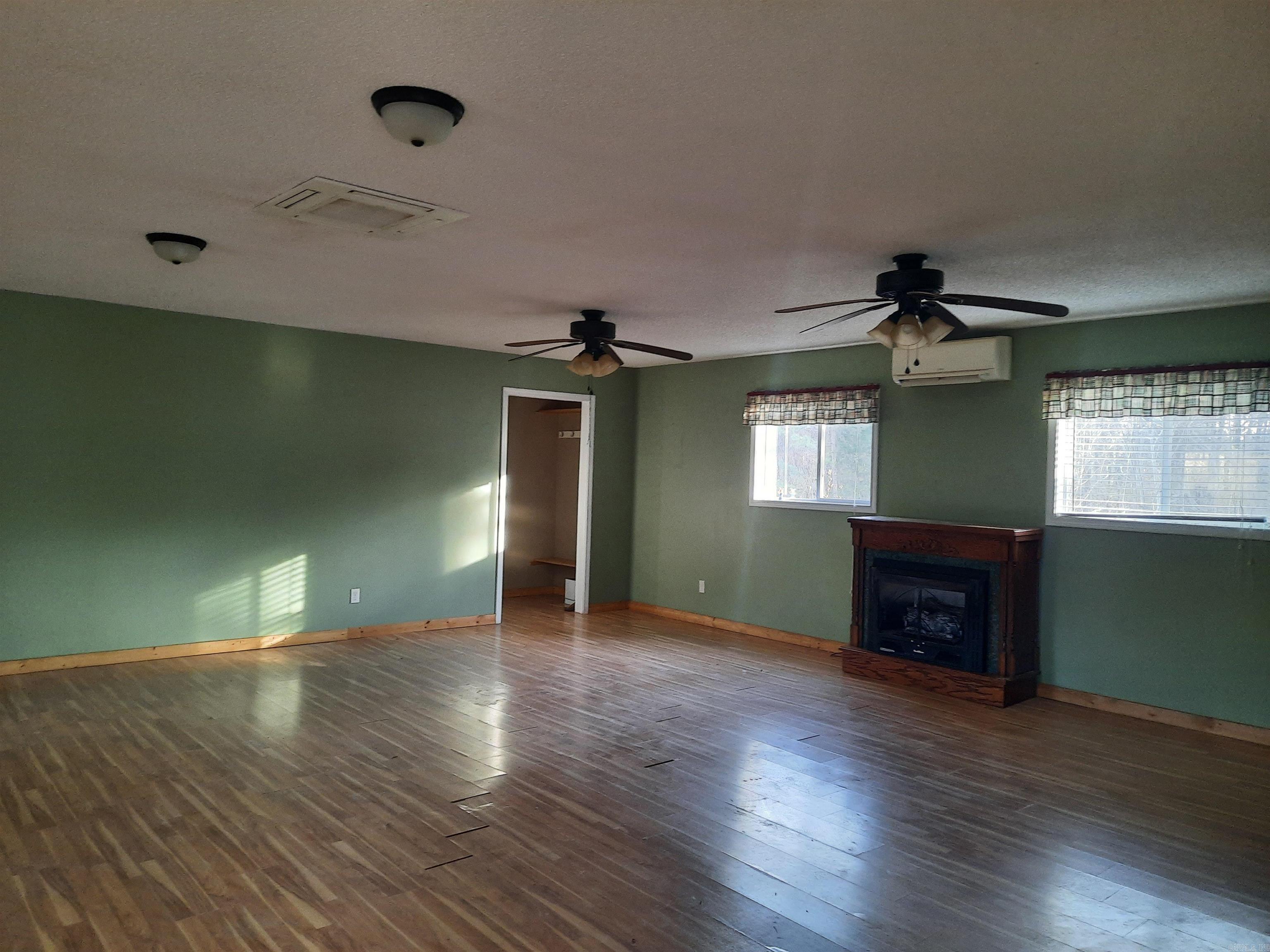 544 Rocky Road Mountain View, AR 72560