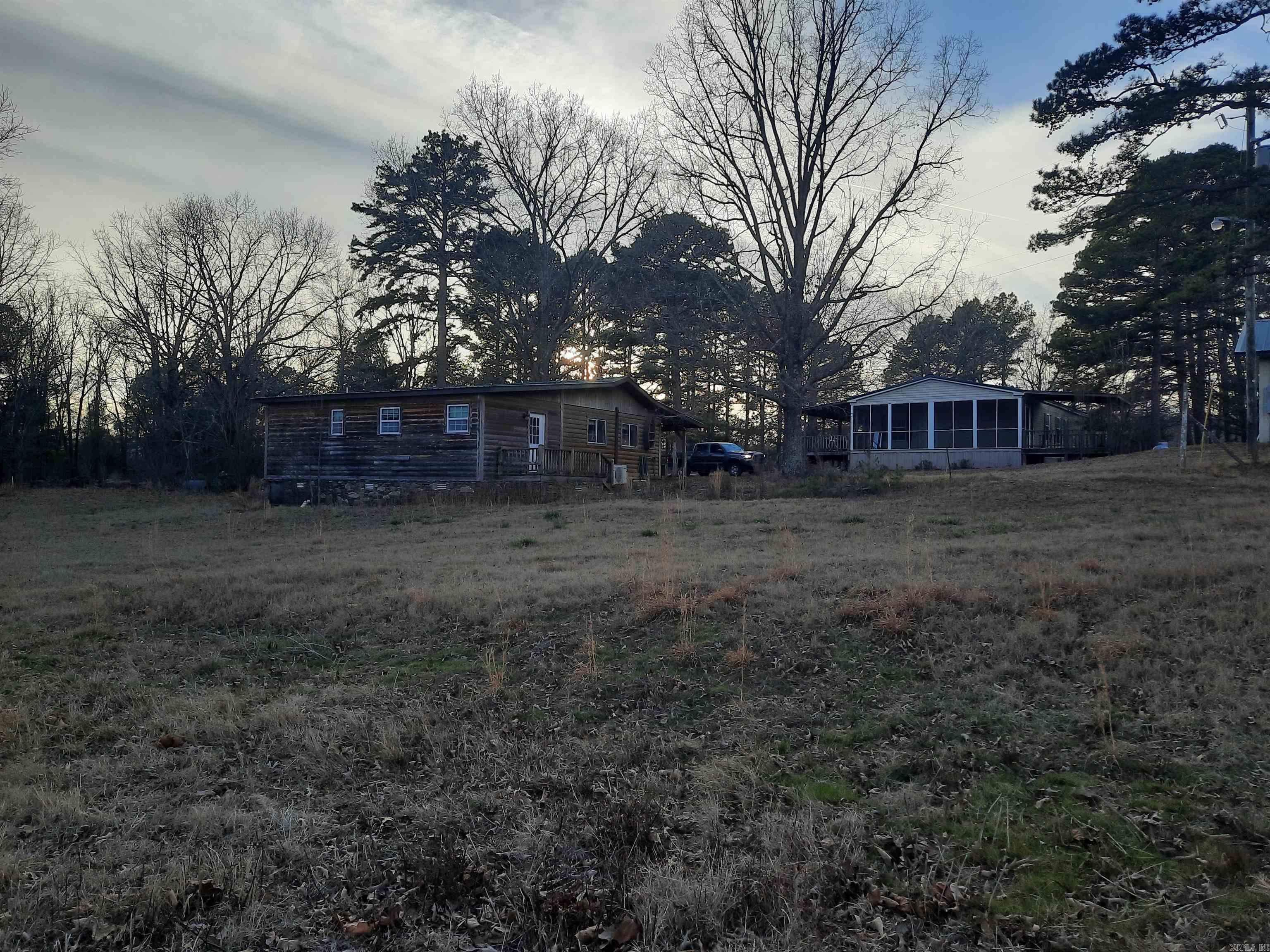 544 Rocky Road Mountain View, AR 72560