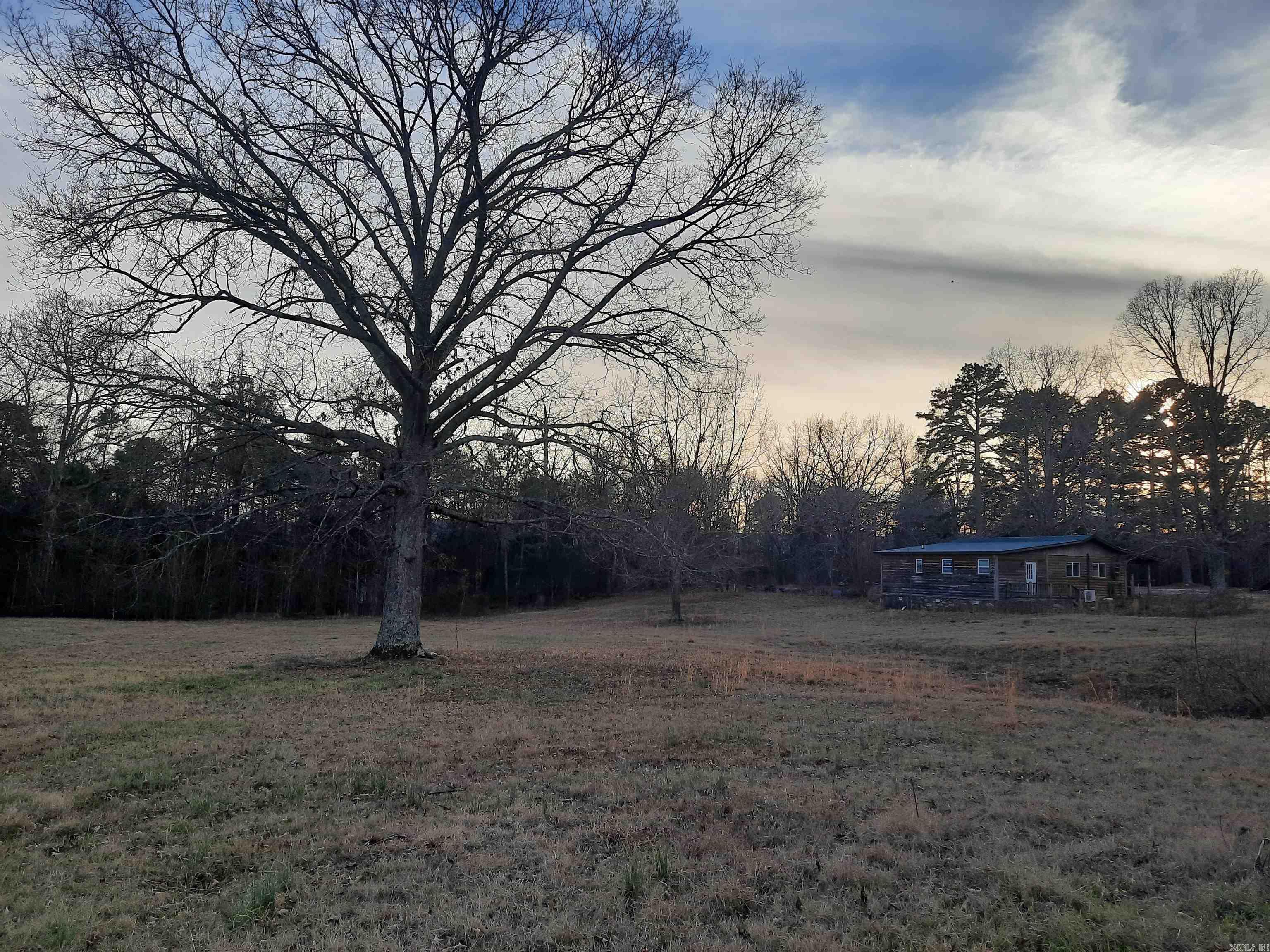 544 Rocky Road Mountain View, AR 72560