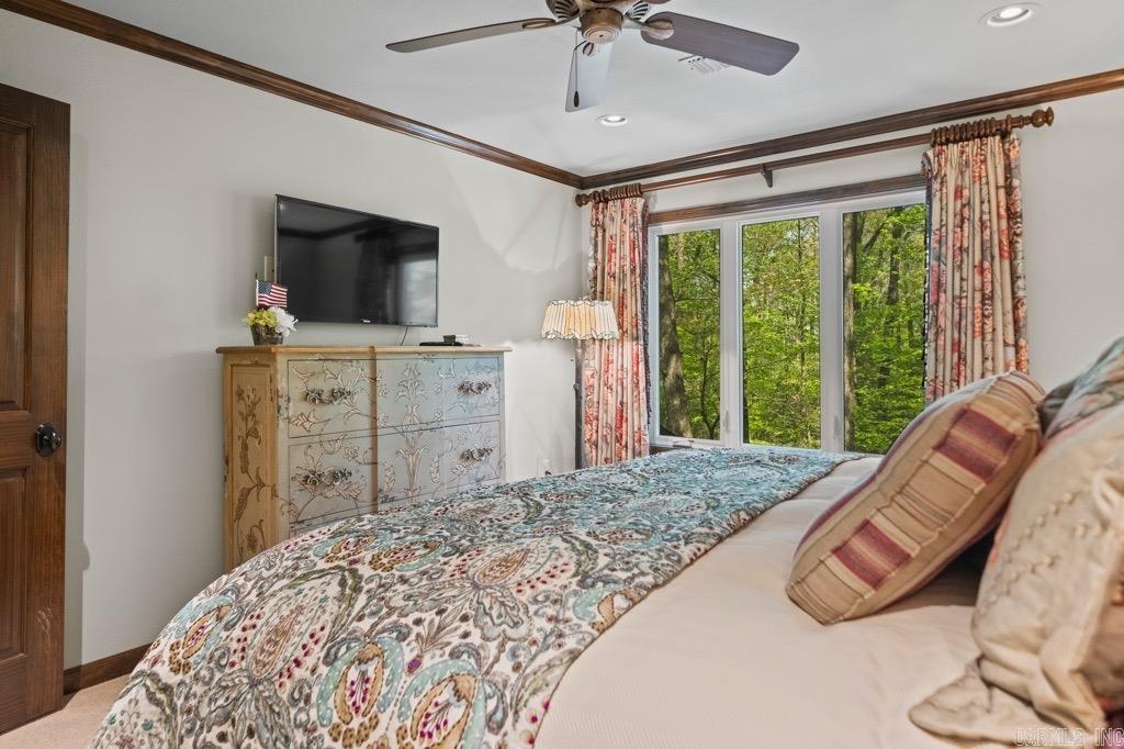 138 Silver Point  Mount Ida, AR