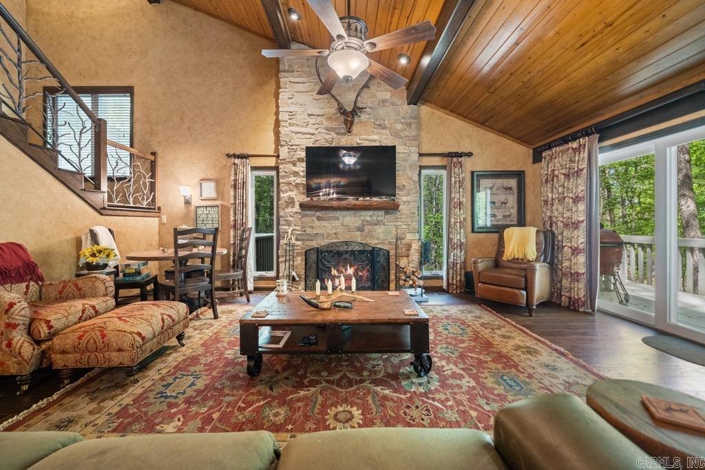 138 Silver Point  Mount Ida, AR