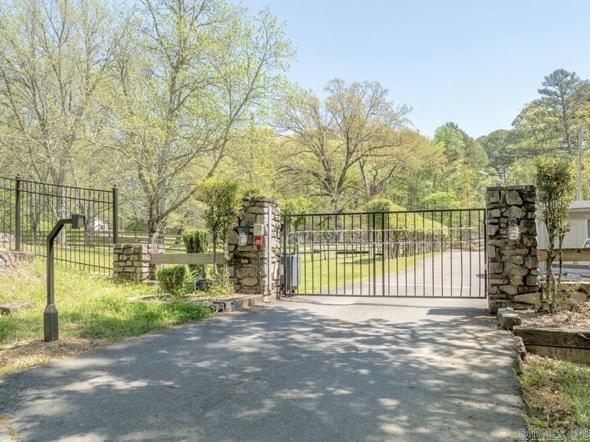 138 Silver Point  Mount Ida, AR