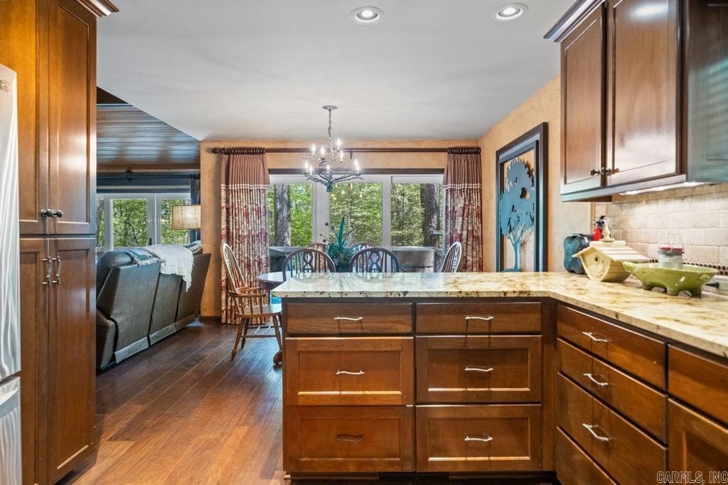 138 Silver Point  Mount Ida, AR