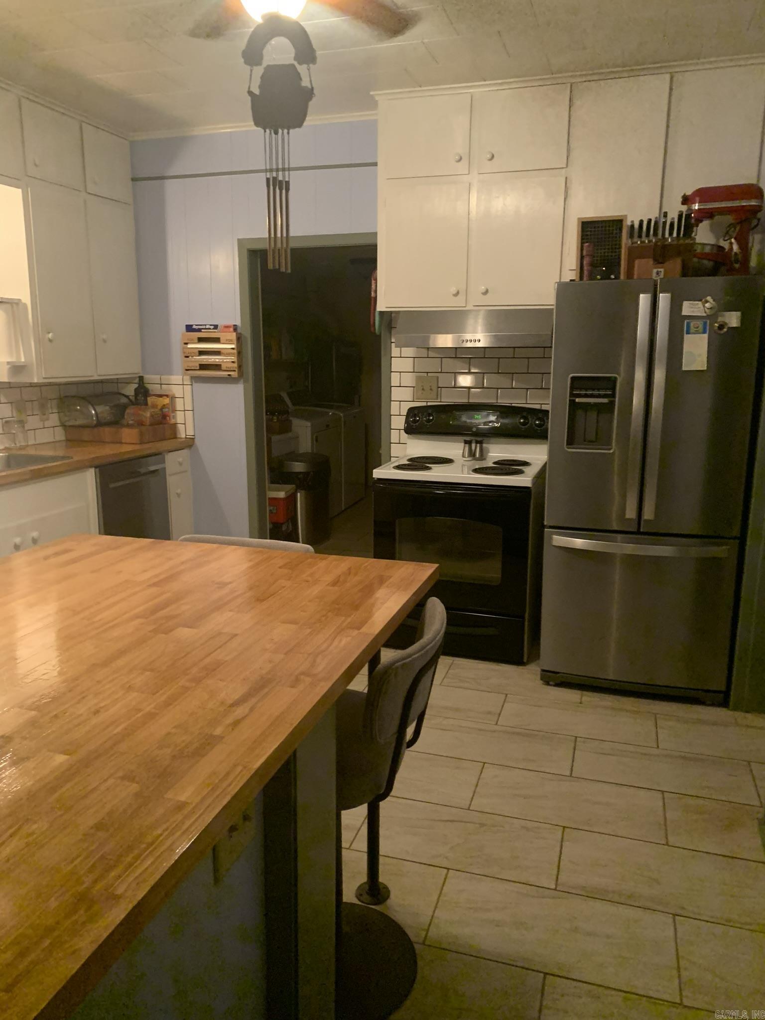 927 Leonard St.  Camden, AR