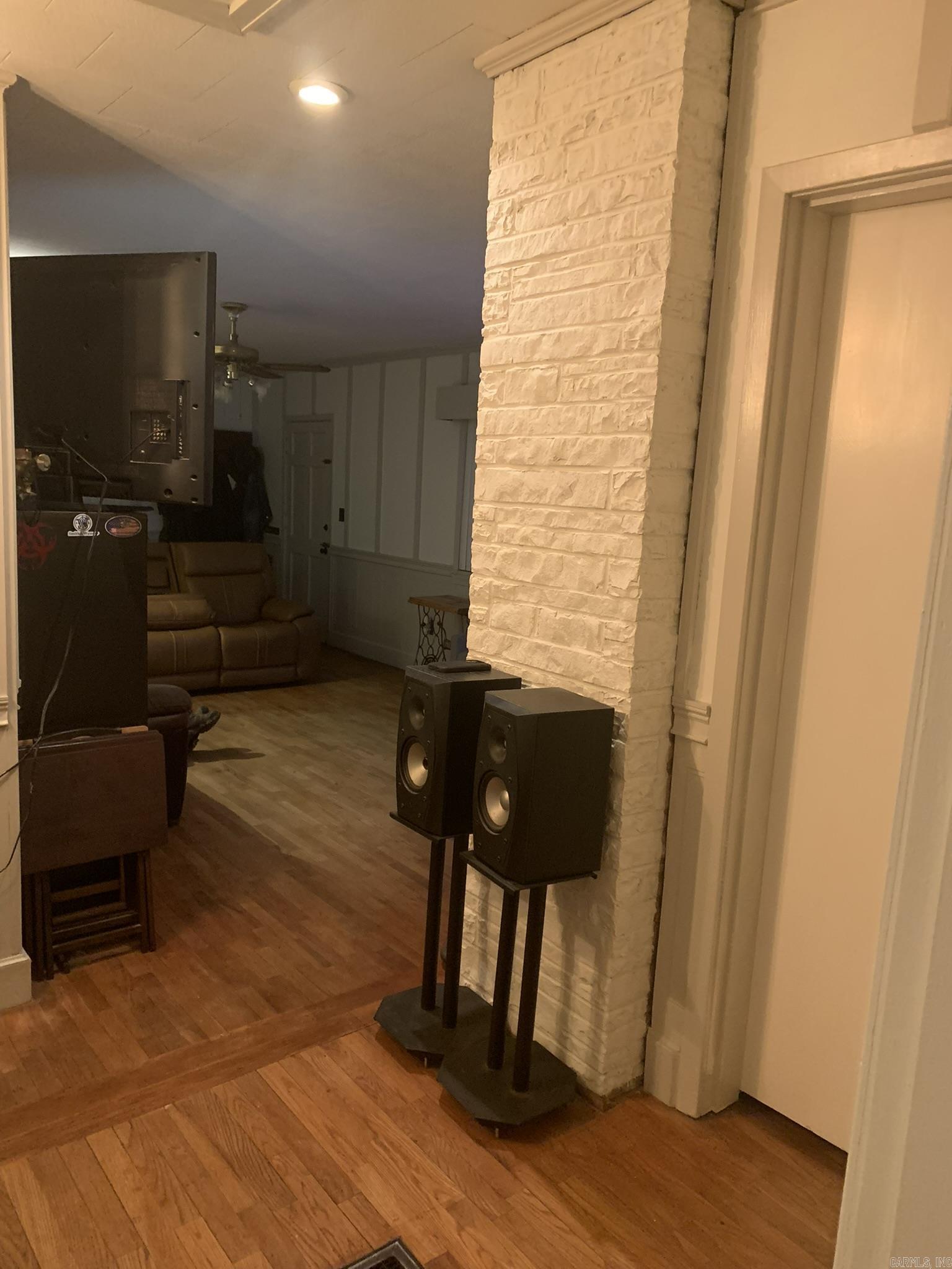 927 Leonard St.  Camden, AR