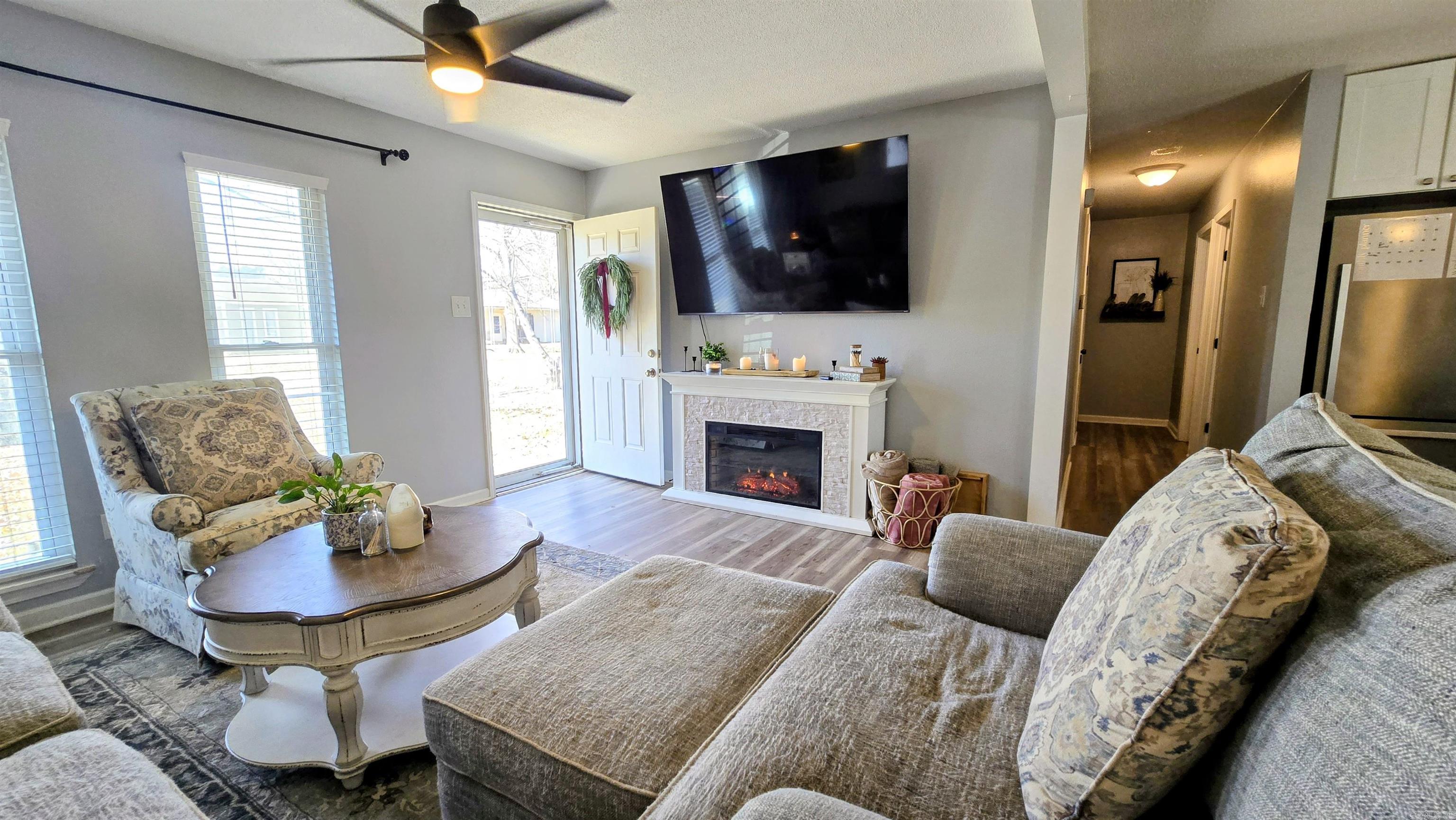 7914 Bronco  Sherwood, AR