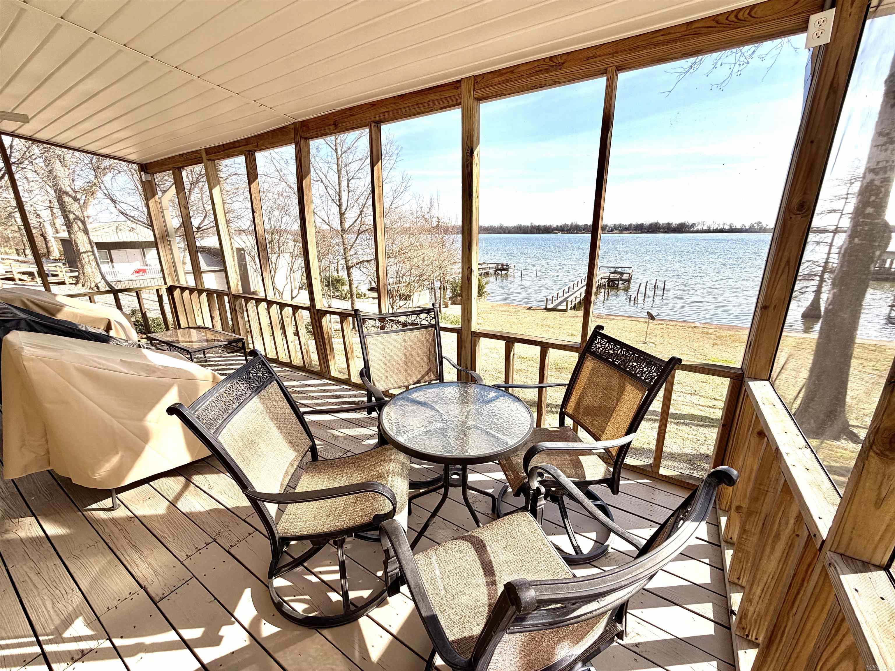 269 Lakehall Rd Lake Village, AR 71653