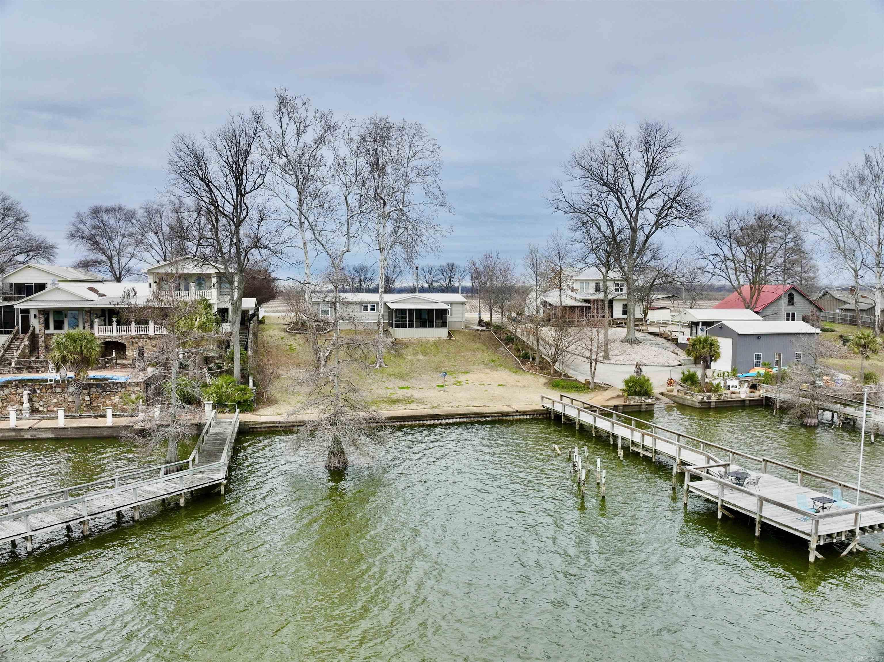 269 Lakehall Rd Lake Village, AR 71653