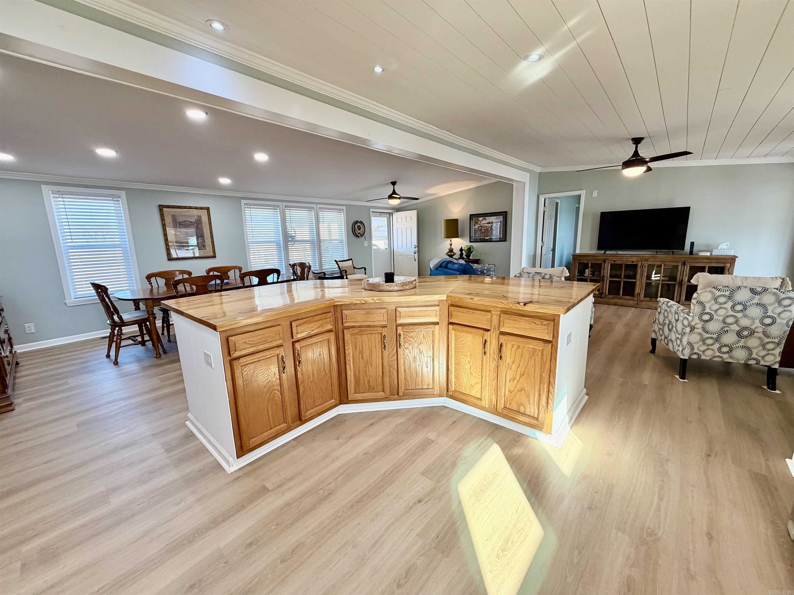 269 Lakehall Rd Lake Village, AR 71653