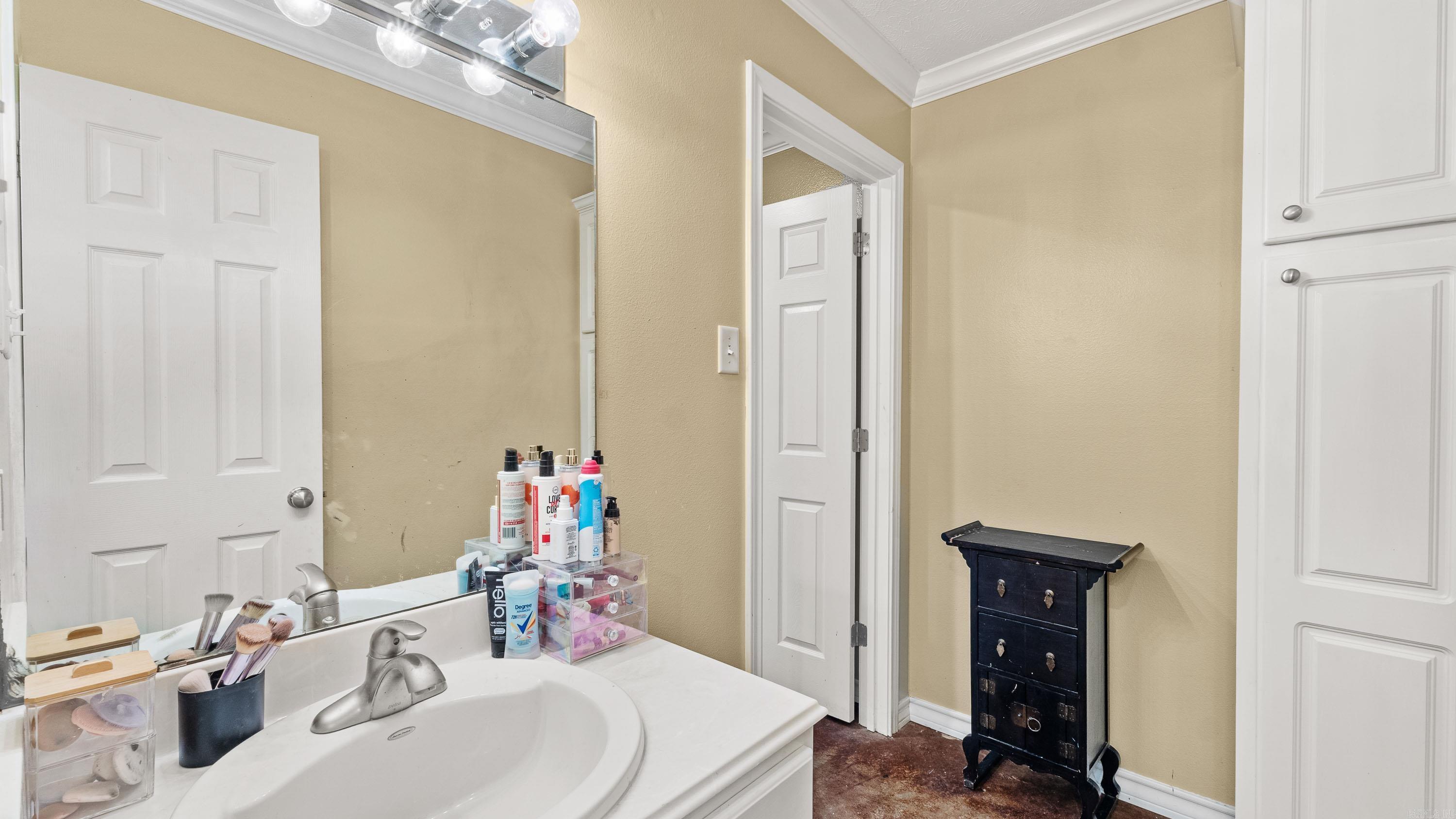 401 South St.  Douglassville, TX